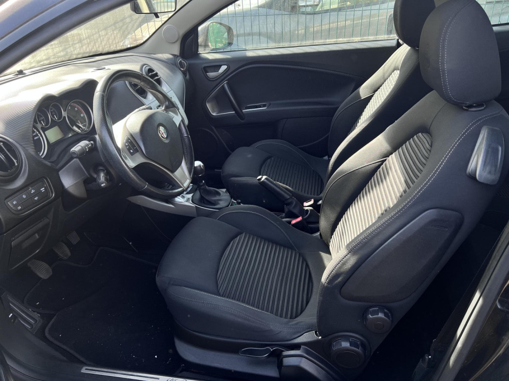 Alfa-Romeo Mito 1.3 JTDM (2011) - Photo 3