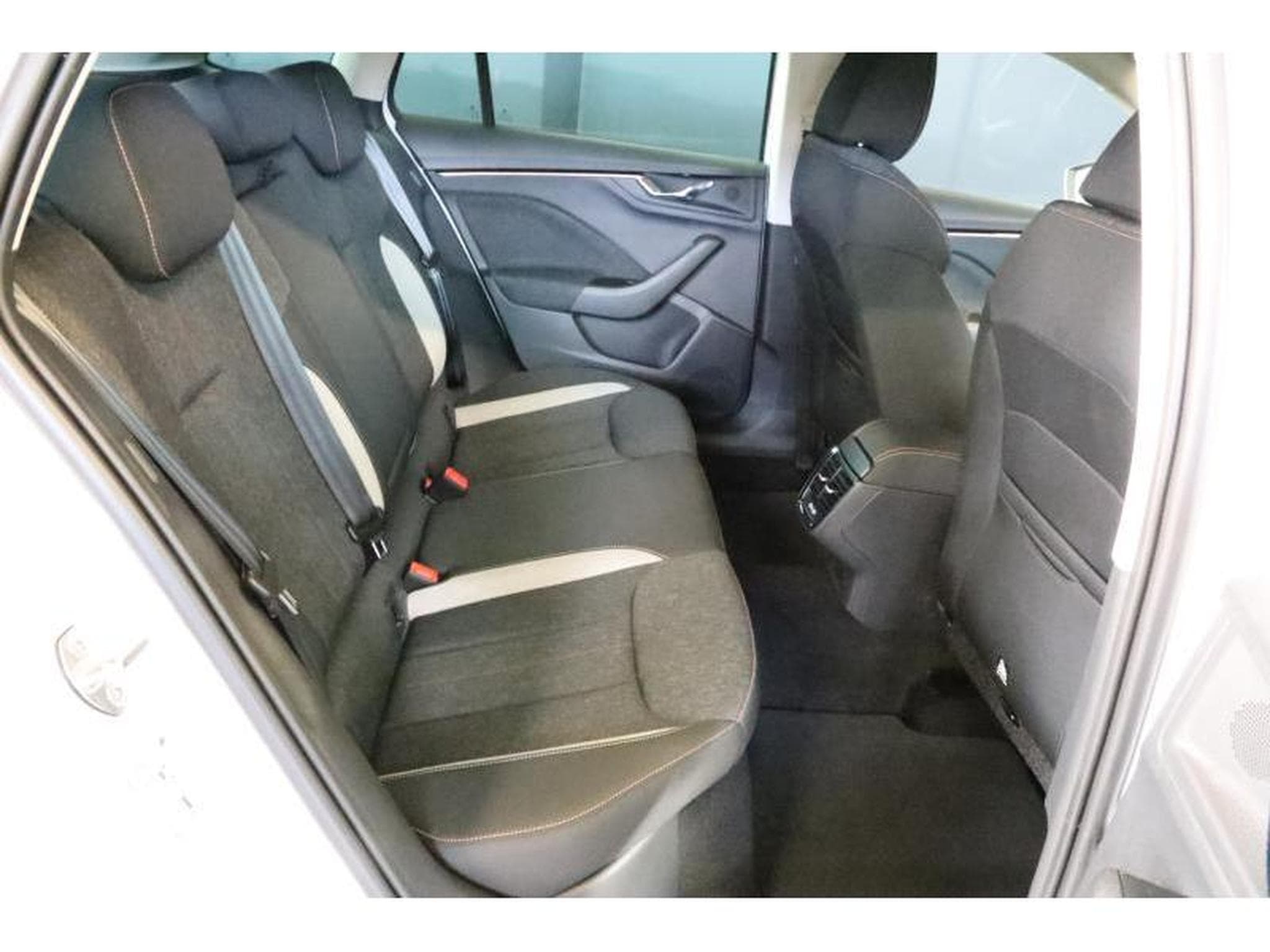 Skoda Scala Selection (2025) - Foto 11
