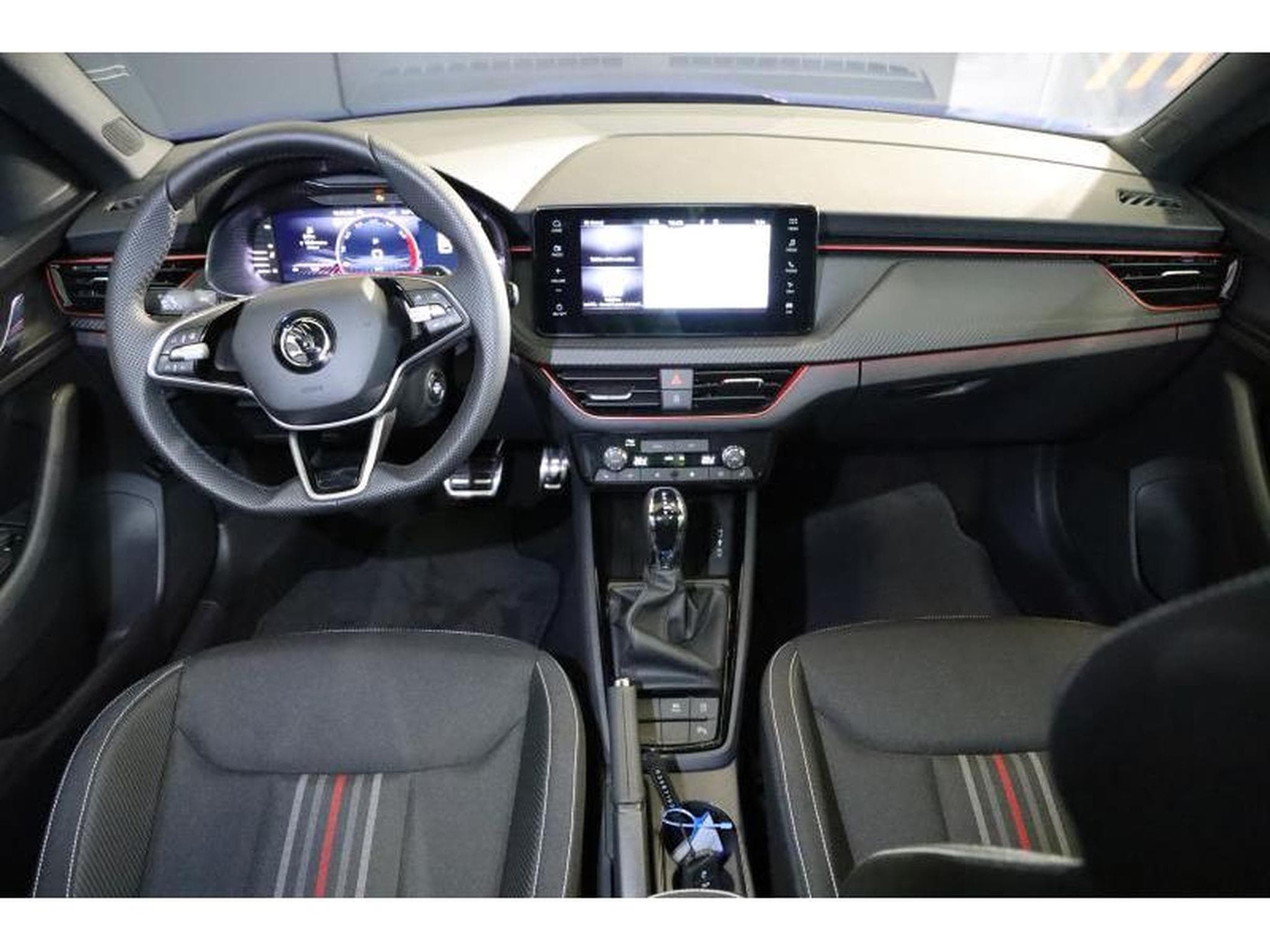Skoda Kamiq Monte Carlo (2024) - Photo 2
