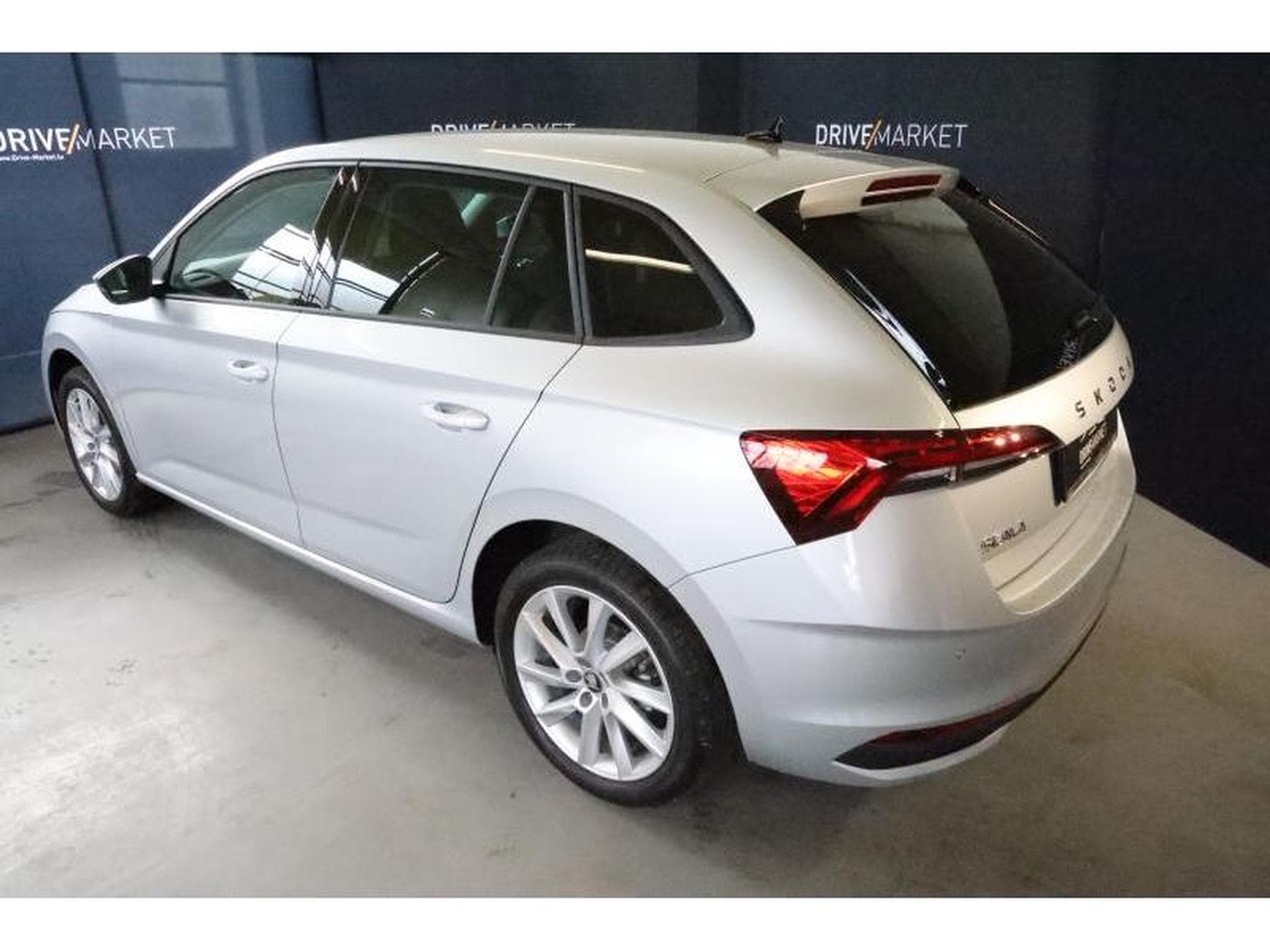 Skoda Scala Selection (2025) - Foto 17