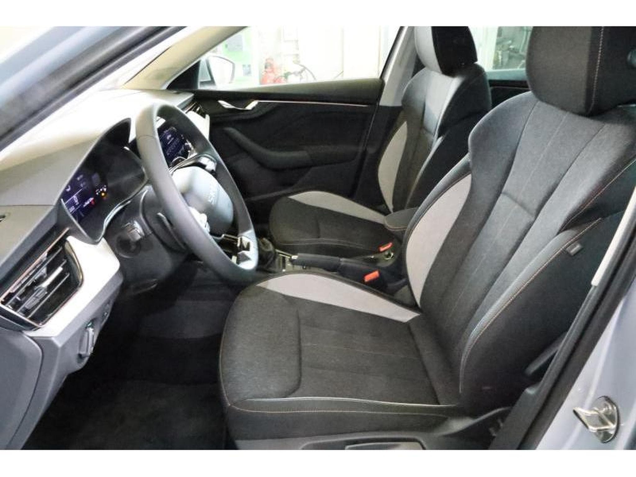 Skoda Scala Selection (2025) - Foto 4