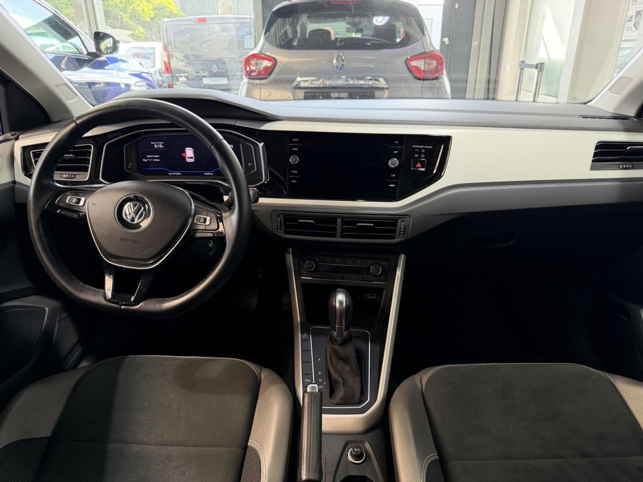 VW Polo R-LINE 115 PS (2019) - Photo 7