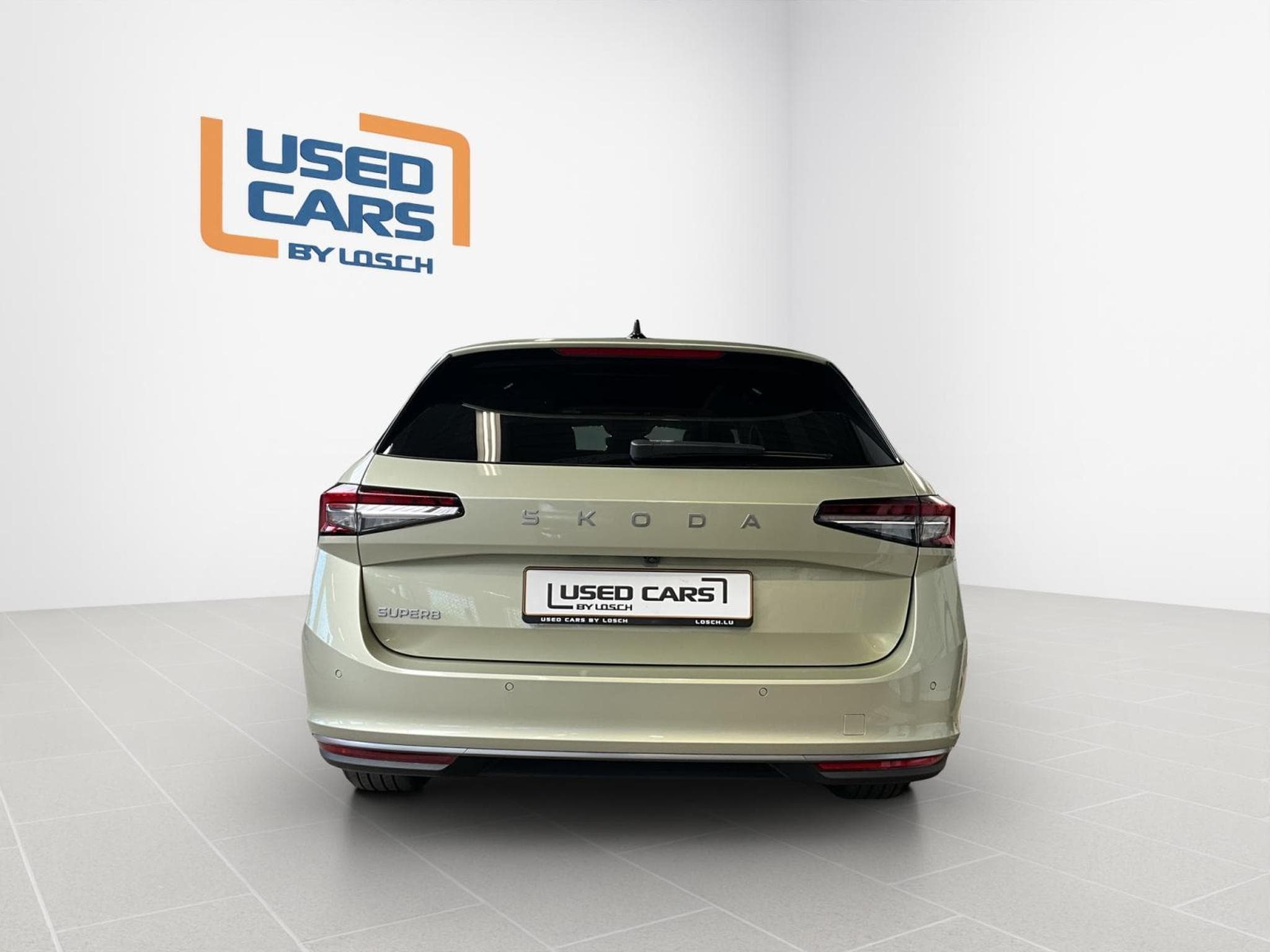 Skoda Superb L&K+DSG+Stand.H+AHK+LM19 (2025) - Photo 7