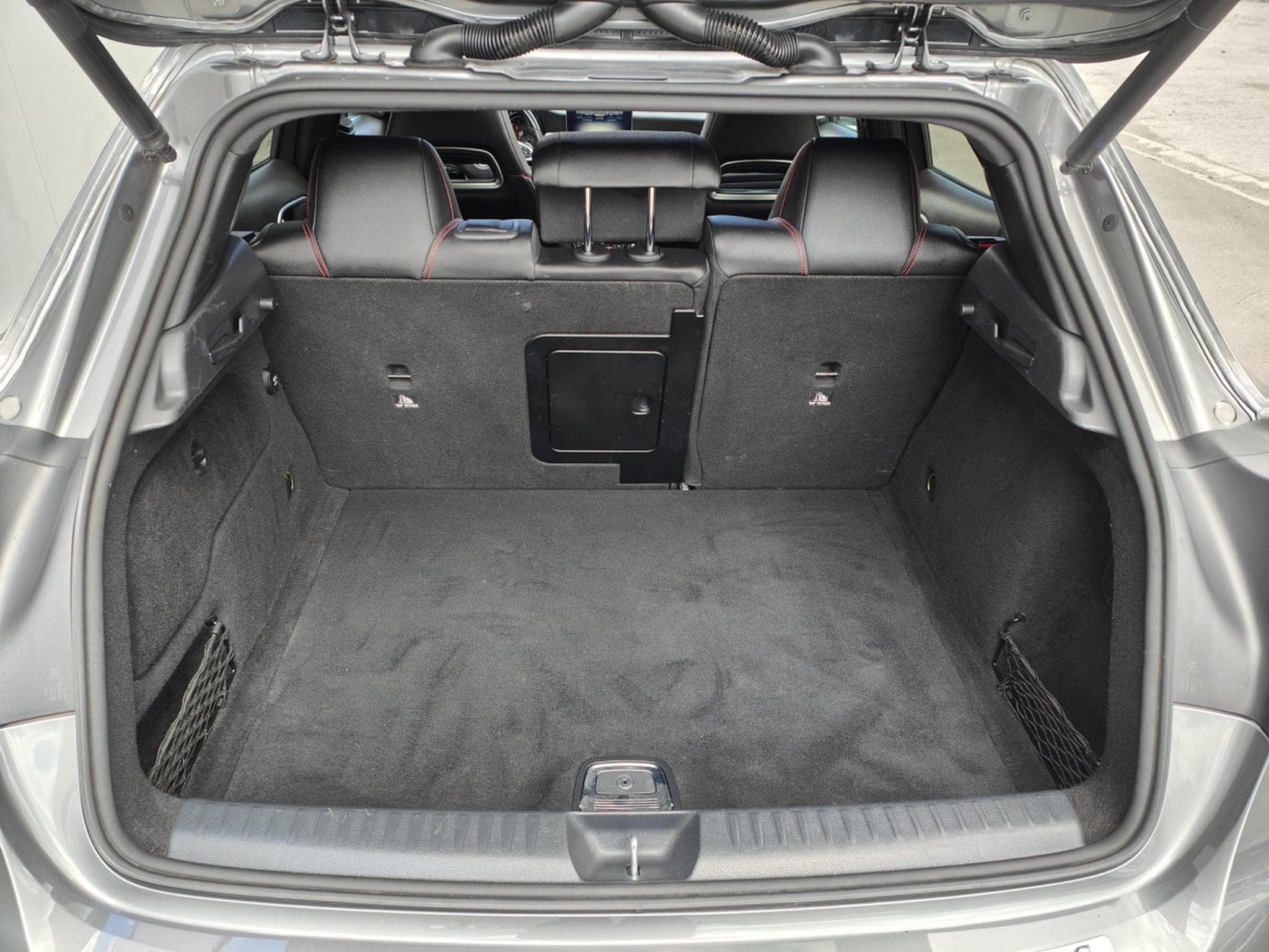 Mercedes GLA 200 200 PACK AMG GPS TOIT OUVRANT PANO SIEGES CHAUFFANTS (2018) - Photo 10