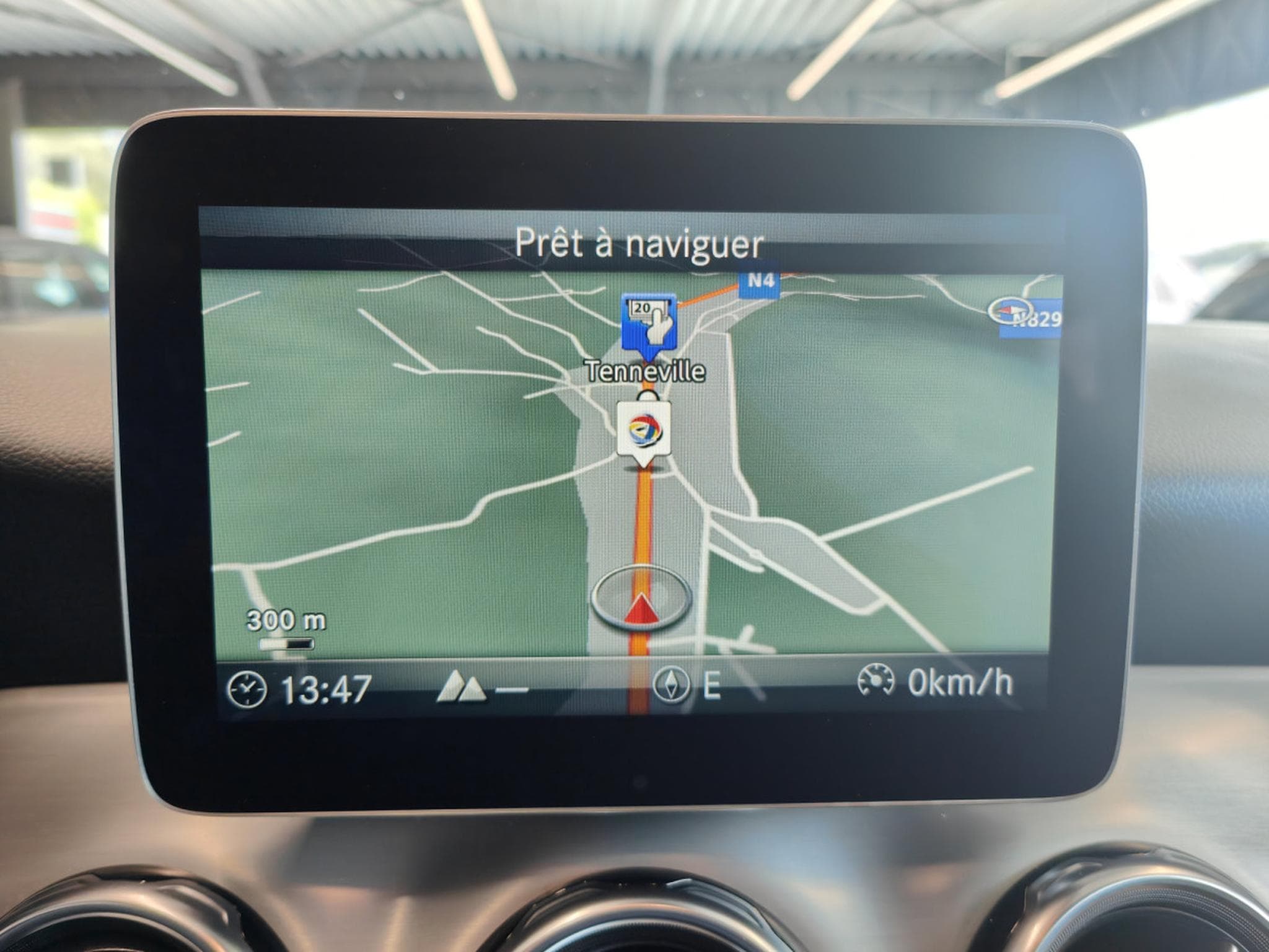 Mercedes GLA 200 200 PACK AMG GPS TOIT OUVRANT PANO SIEGES CHAUFFANTS (2018) - Photo 22