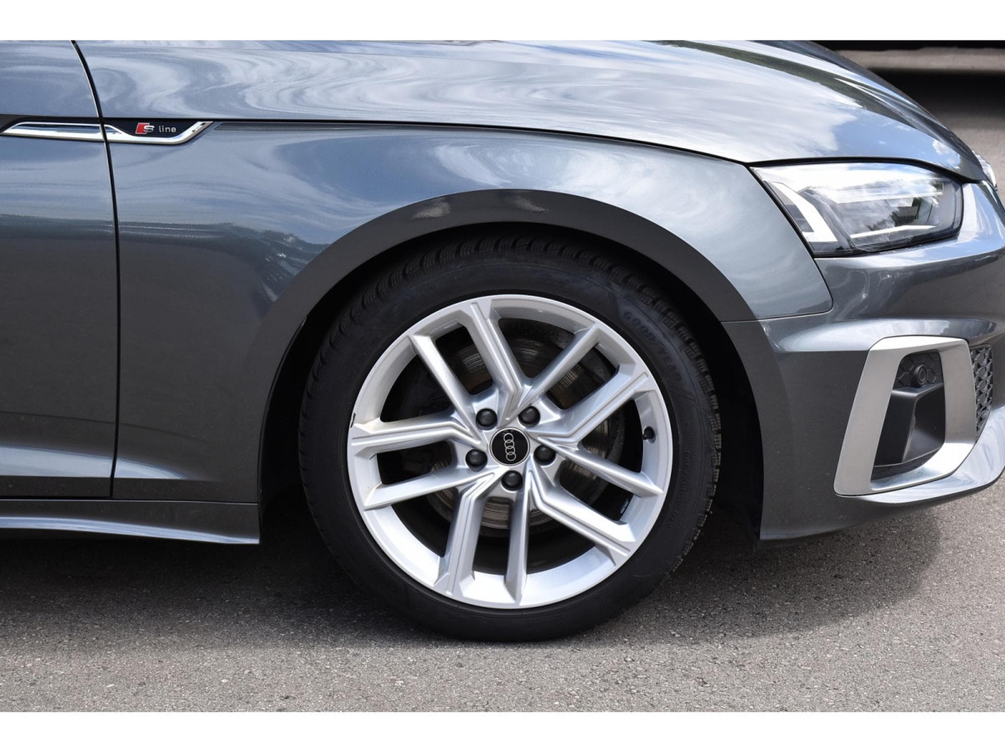 Audi A5 Sportback 30 TDI S-Line S-Tronic REGUL LANE GPS 1° MAIN (2024) - Photo 5