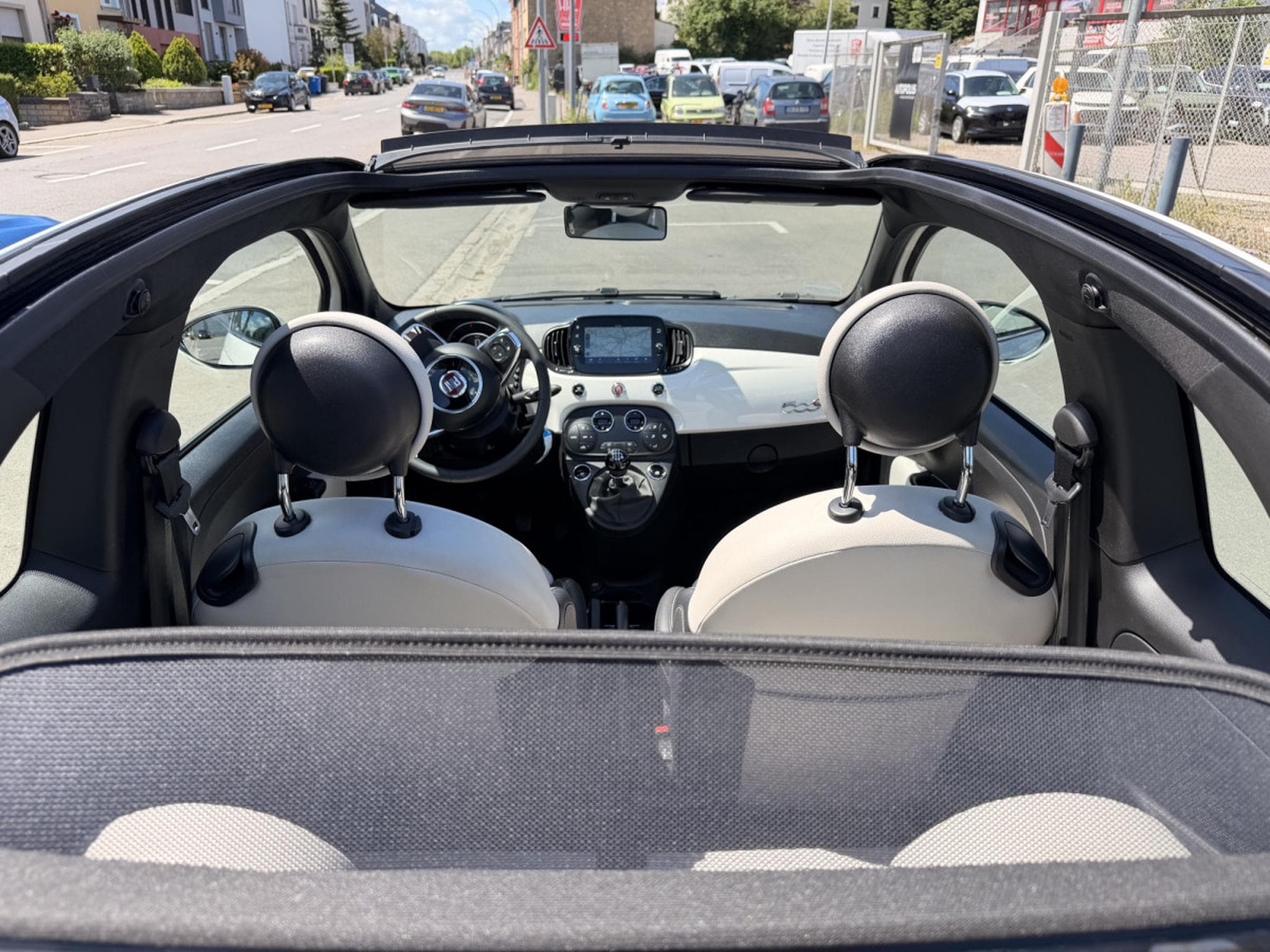 Fiat 500 Cabriolet 1.0 70 Dolce Vita (2021) - Photo 14