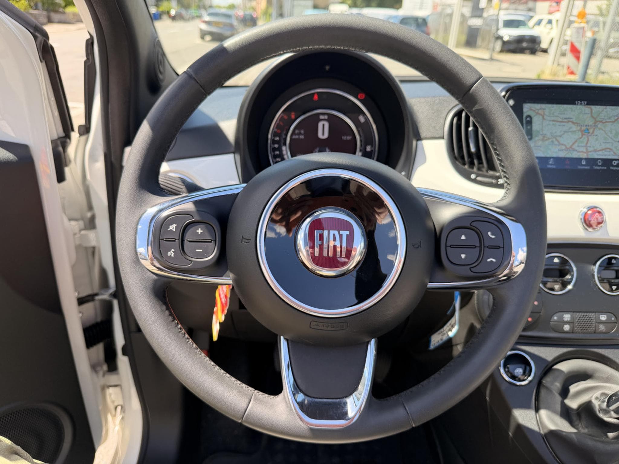 Fiat 500 Cabriolet 1.0 70 Dolce Vita (2021) - Photo 21