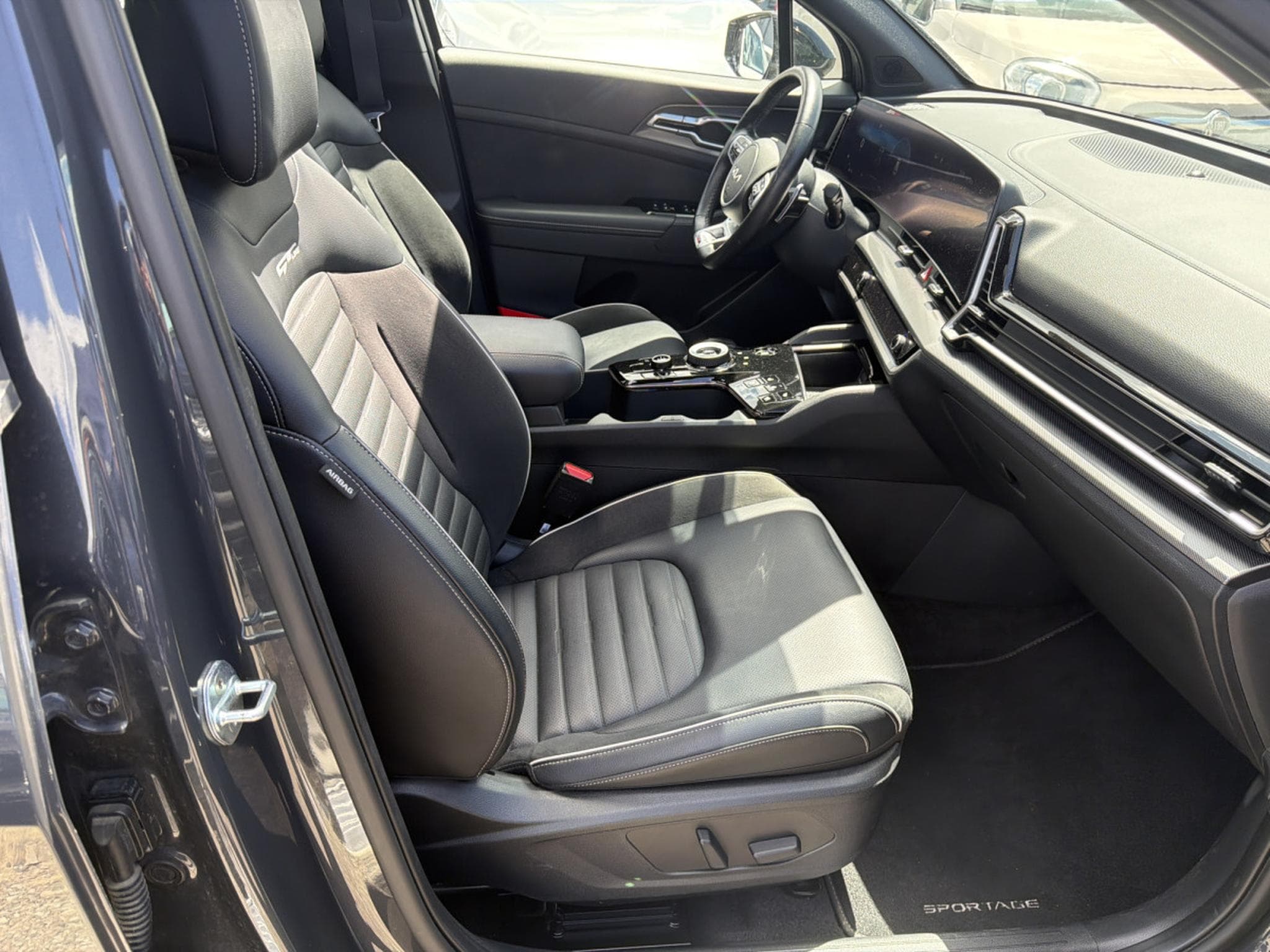 Kia Sportage GT-LINE HEV 240CV AUTO (2022) - Photo 8