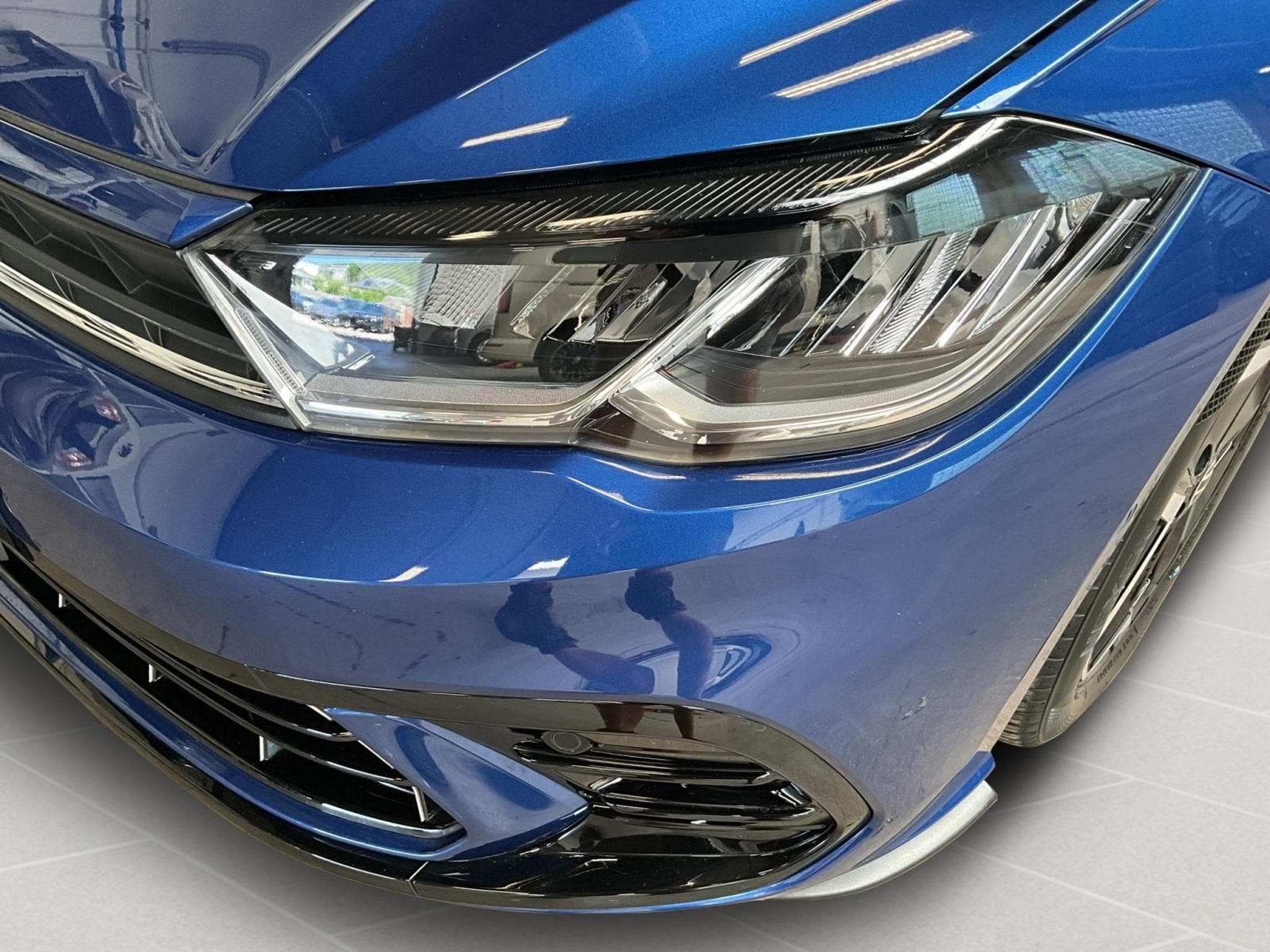 VW Polo R-Line+DSG+Park&Comf.+IQ-Drive (2025) - Foto 9