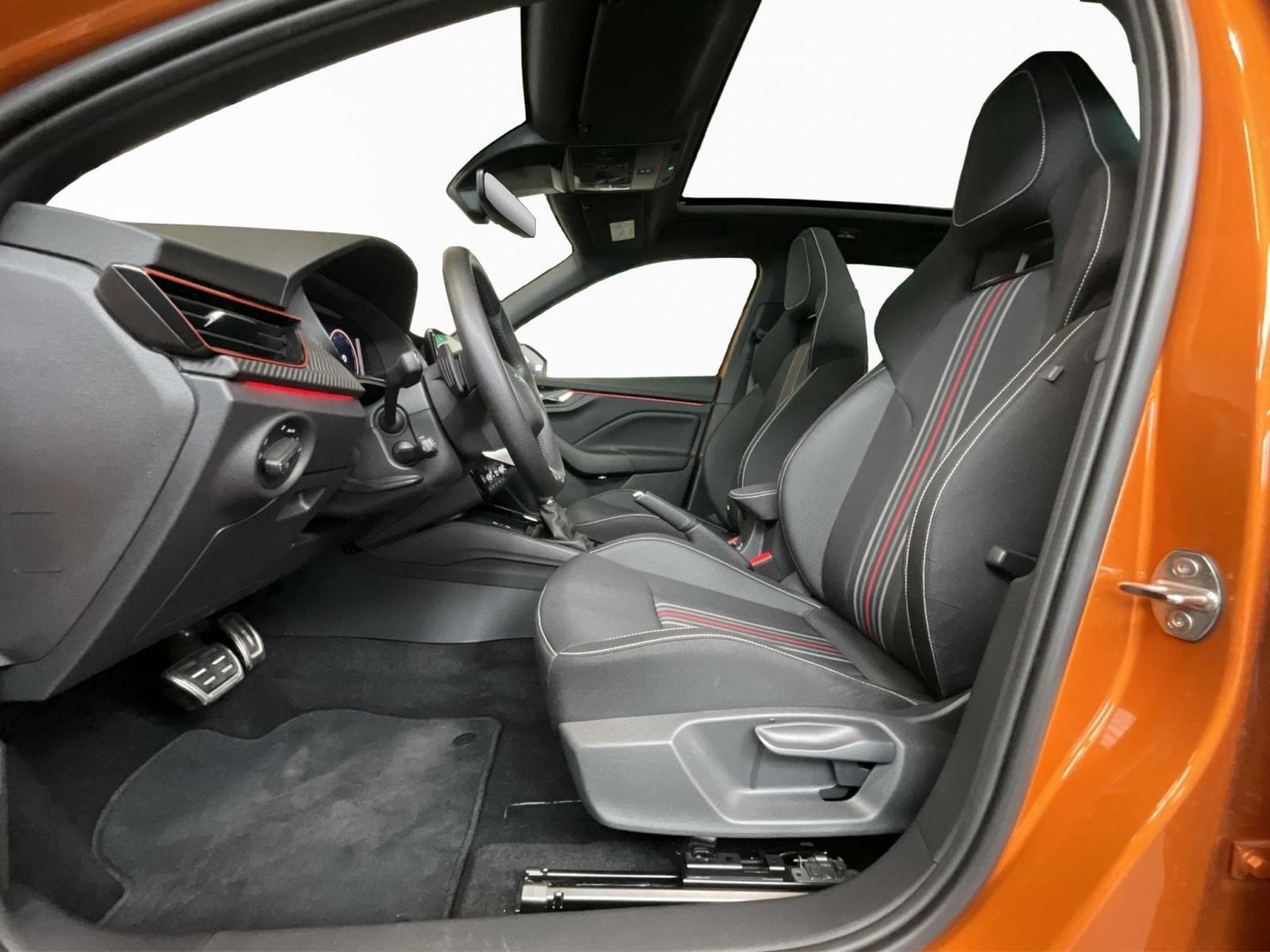 Skoda Kamiq Monte-Carlo+DSG+LED+LM18+P.Park&Go (2025) - Photo 11