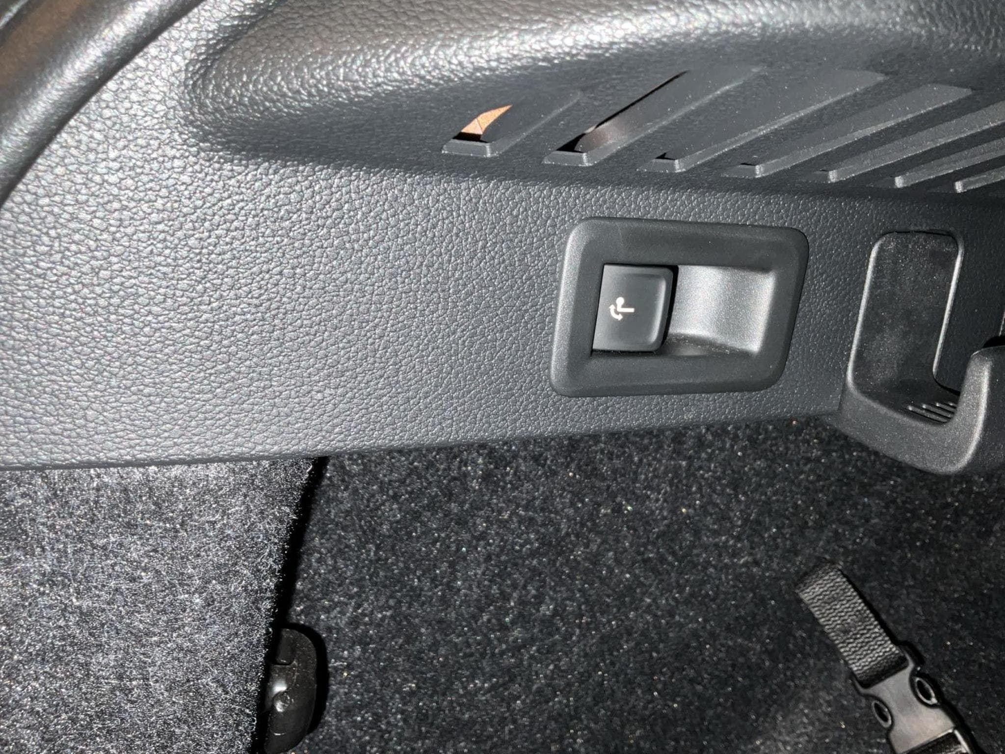 Skoda Kamiq Monte-Carlo+DSG+LED+LM18+P.Park&Go (2025) - Photo 21