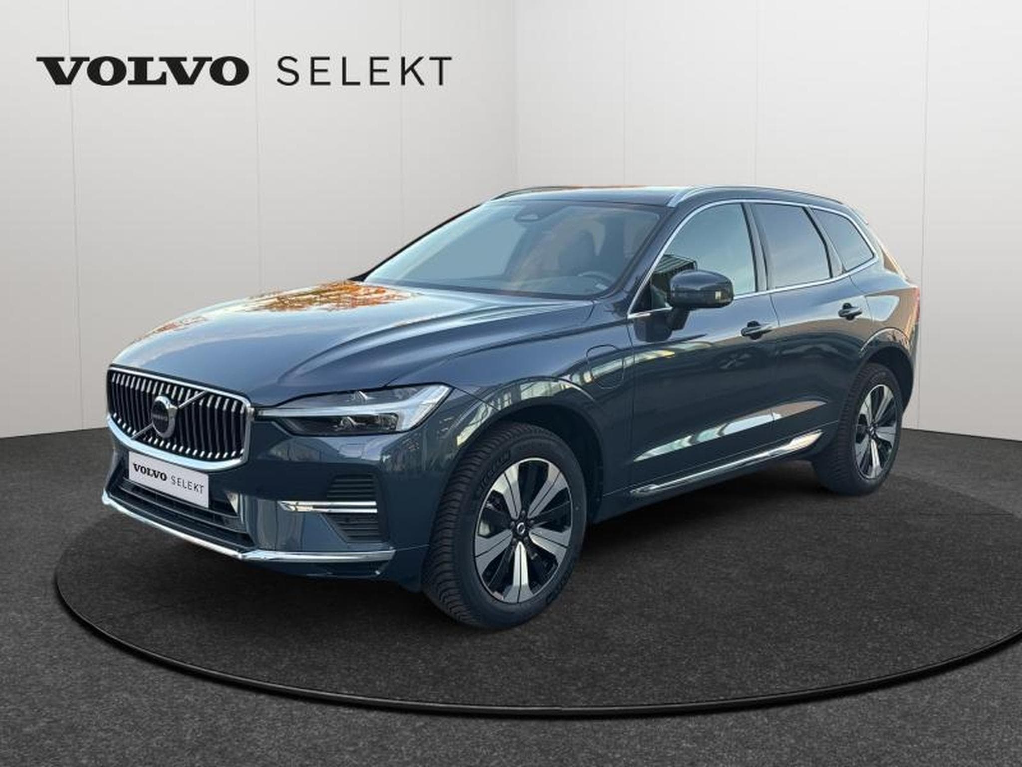 Volvo XC60 T6 Core / Hybride (2025) - Foto 1