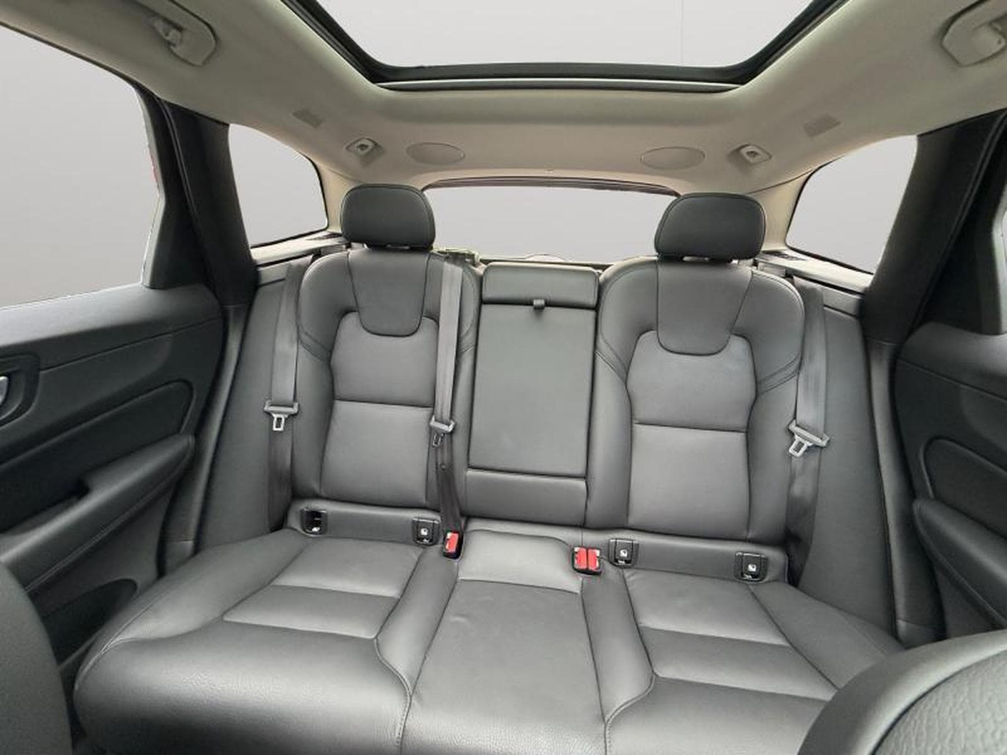 Volvo XC60 T8 Ultra Bright / Hybride (2024) - Foto 13