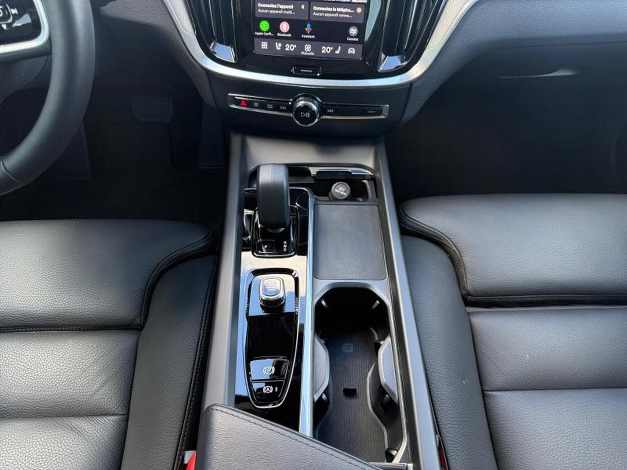 Volvo V60 B4 Plus Dark / Essence (2025) - Foto 11