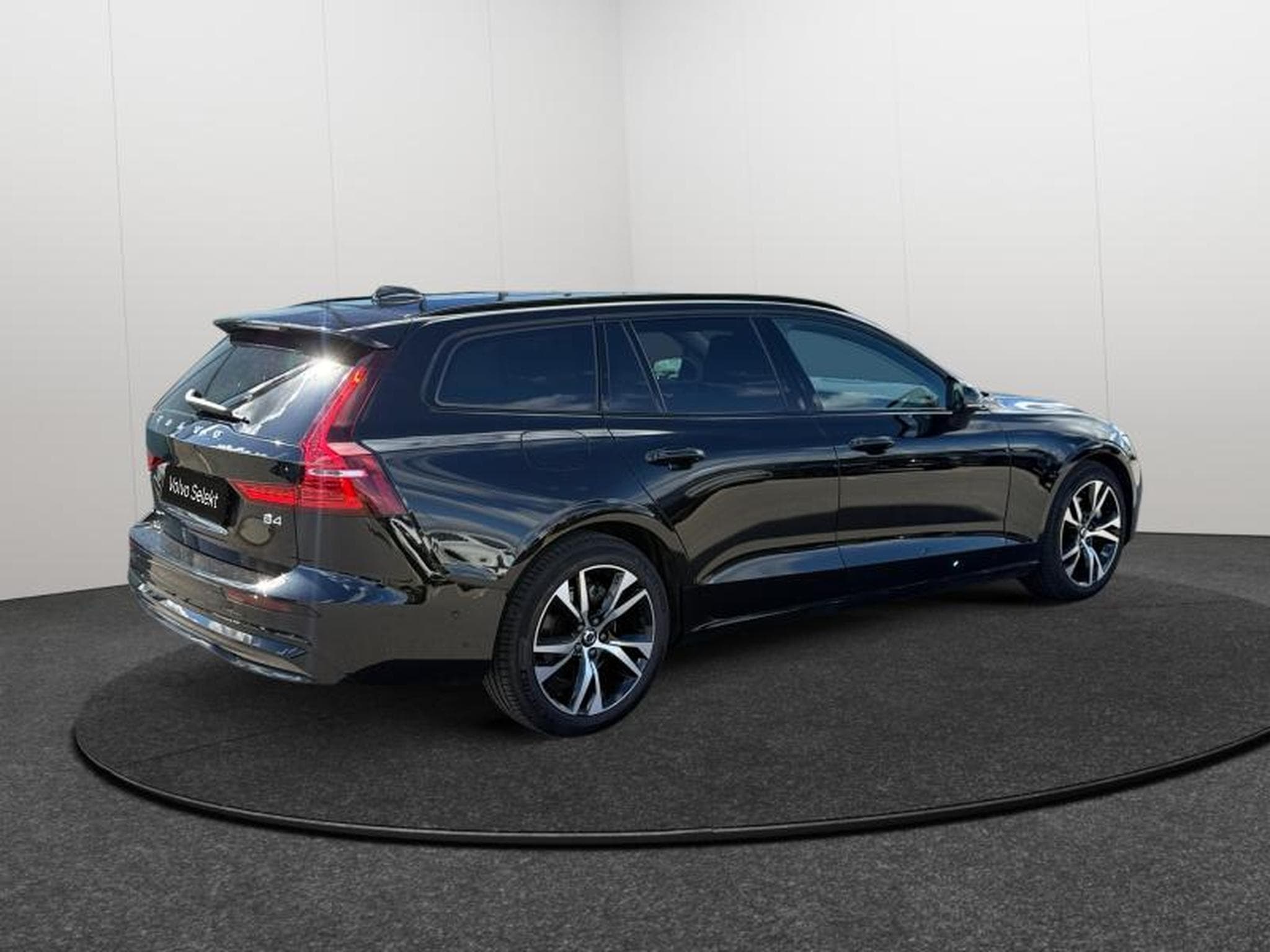 Volvo V60 B4 Plus Dark / Essence (2025) - Foto 5