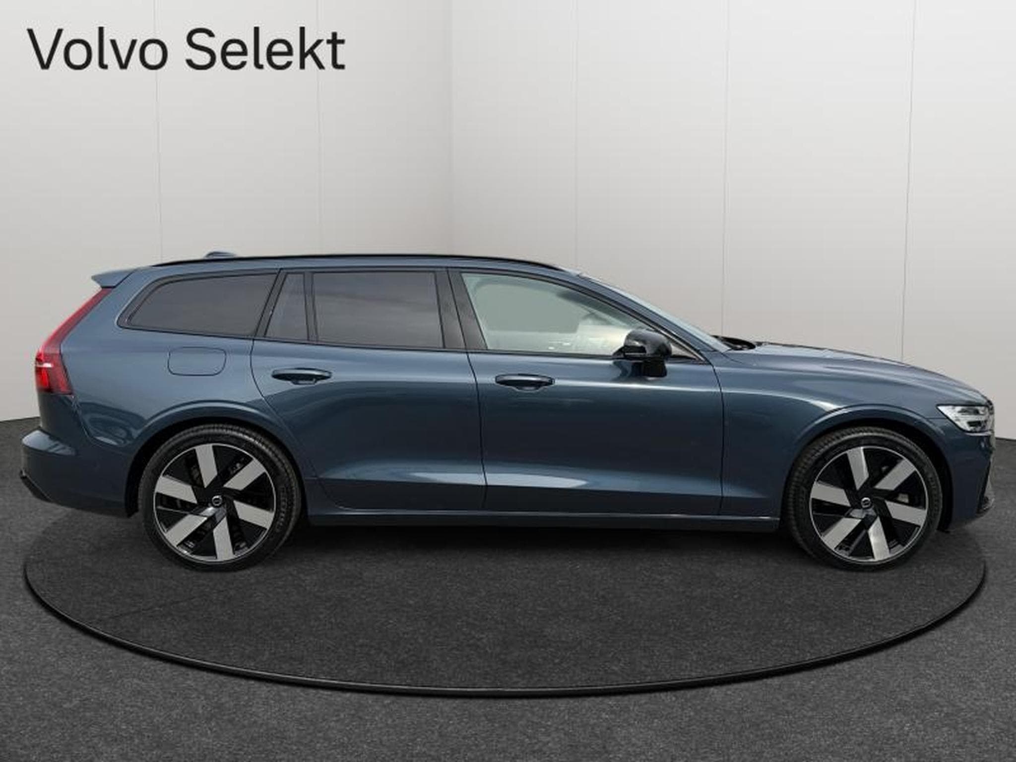 Volvo V60 T6 Ultra Dark / Hybride (2024) - Foto 12