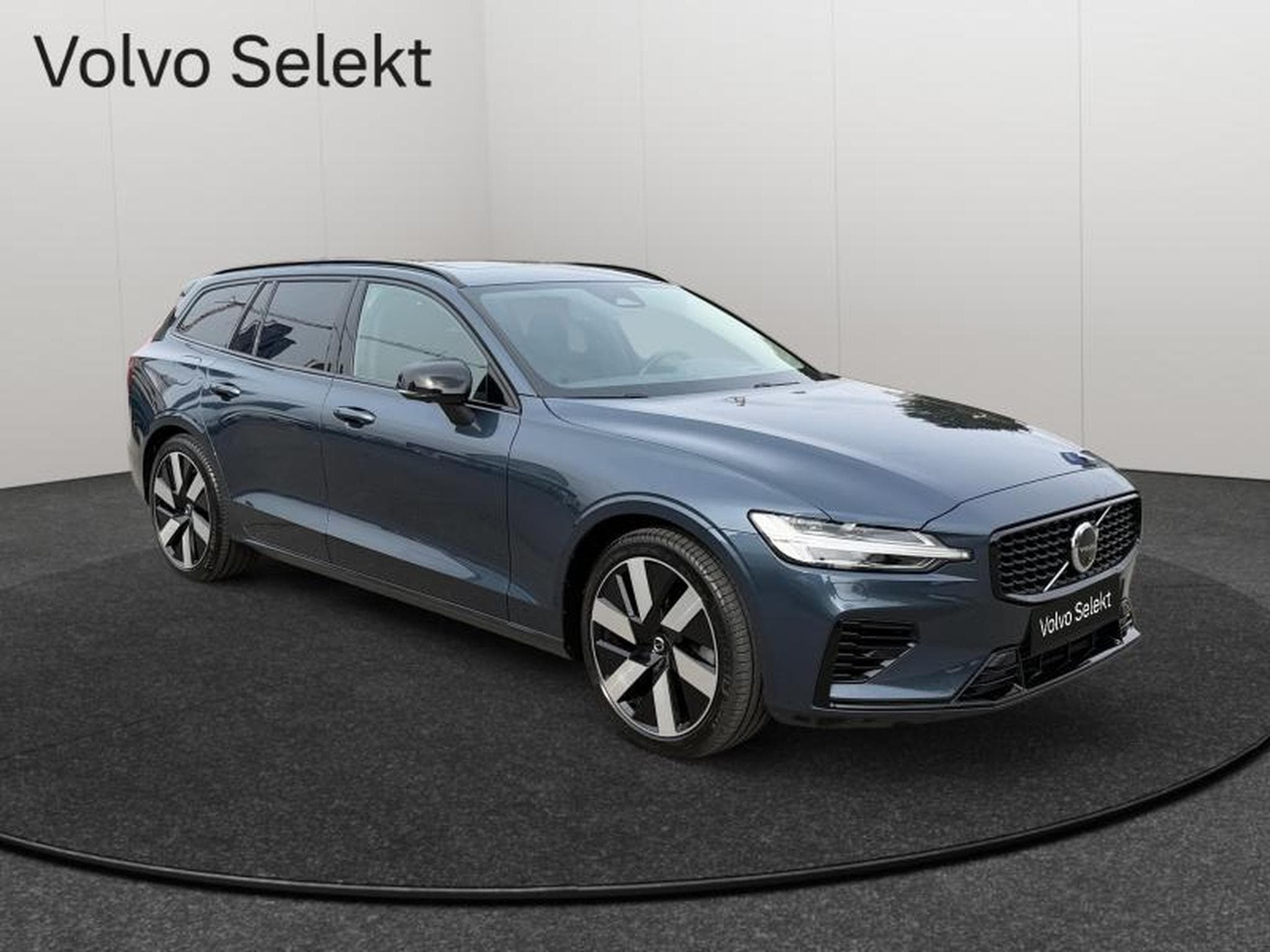 Volvo V60 T6 Ultra Dark / Hybride (2024) - Foto 13