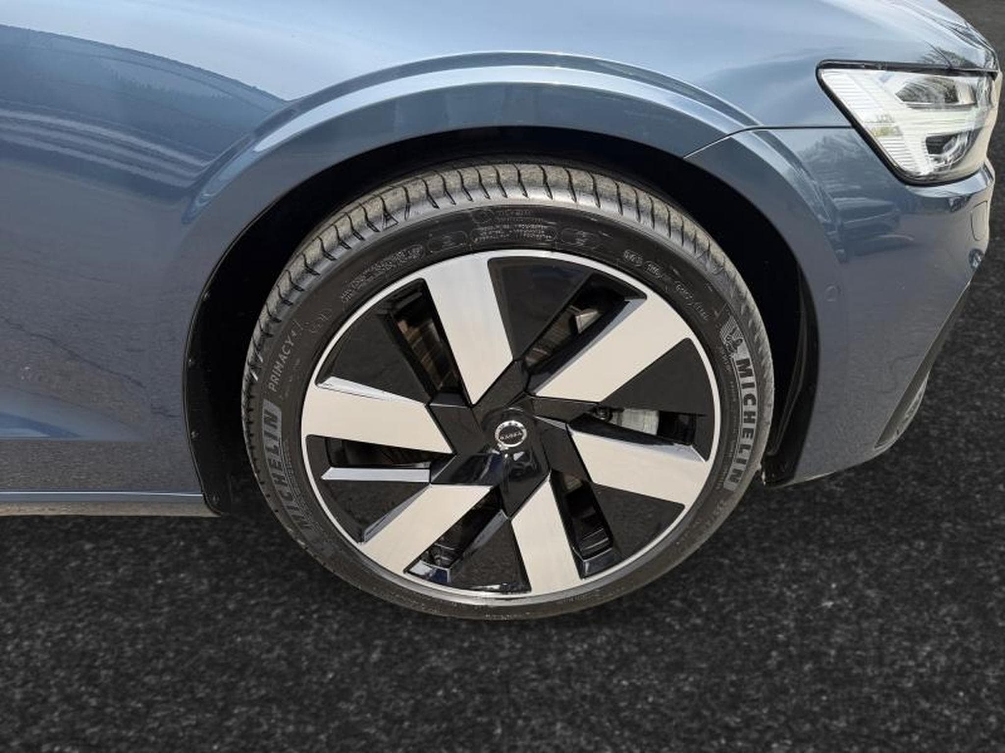Volvo V60 T6 Ultra Dark / Hybride (2024) - Foto 19