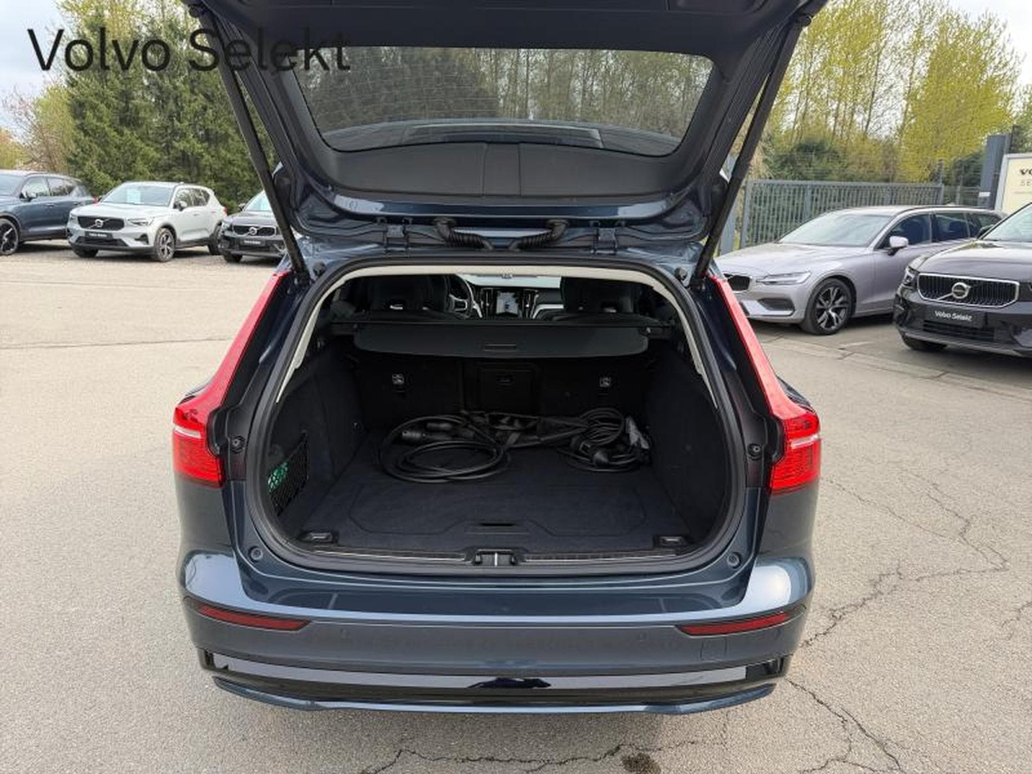 Volvo V60 T6 Ultra Dark / Hybride (2024) - Foto 24