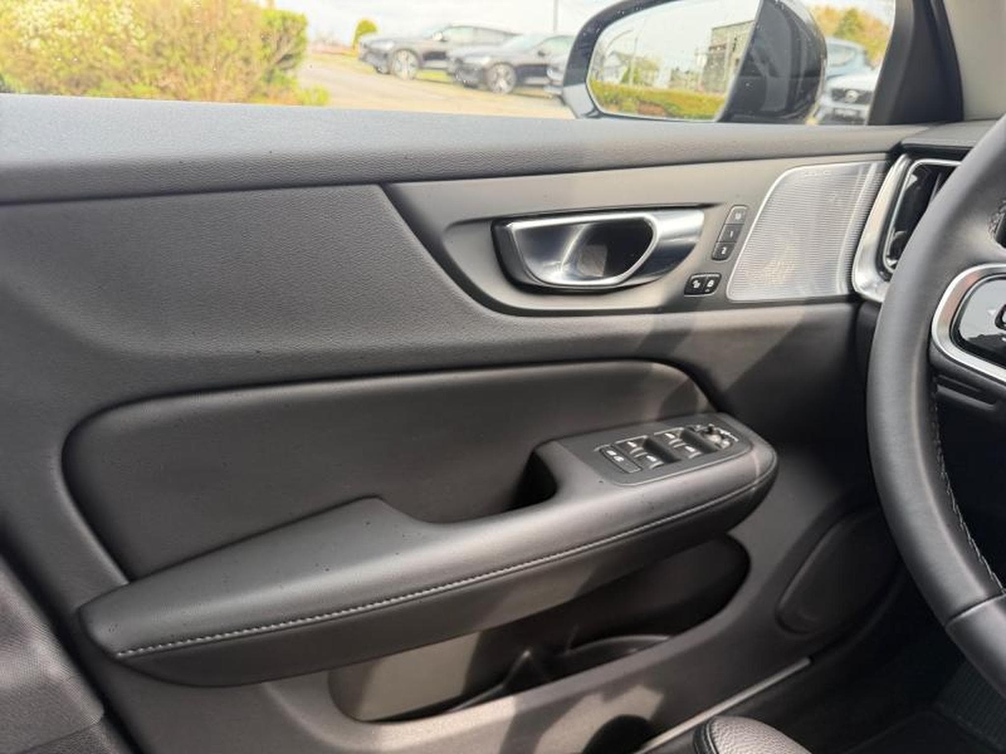 Volvo V60 T6 Ultra Dark / Hybride (2024) - Foto 25
