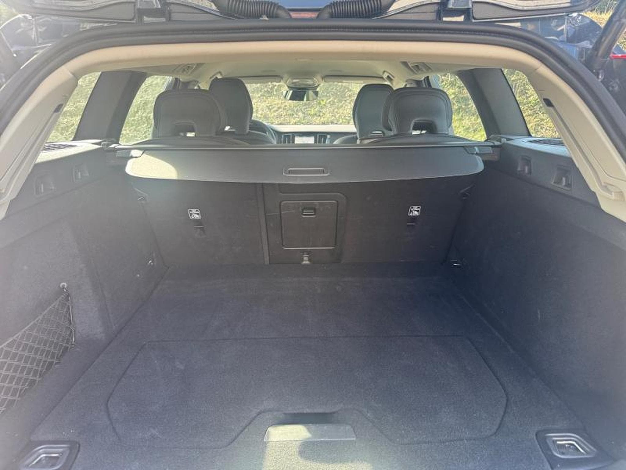 Volvo V60 B4 Core / Essence (2025) - Foto 19