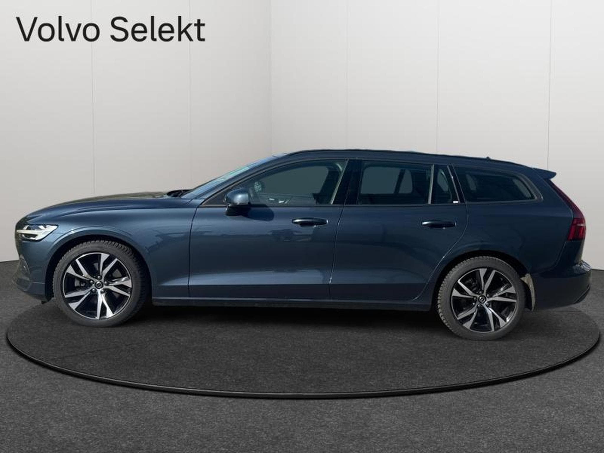 Volvo V60 B4 Core / Essence (2025) - Foto 4