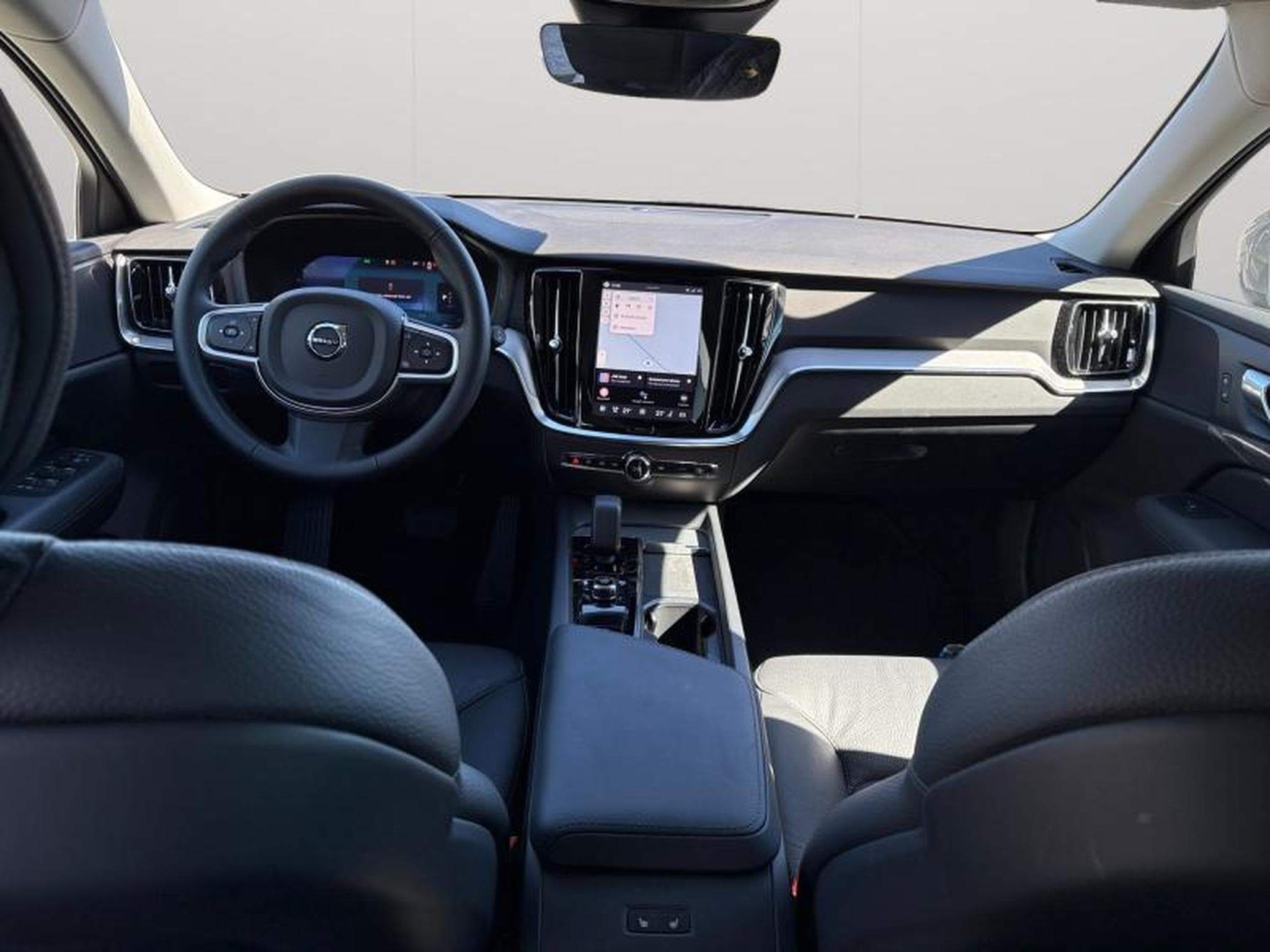 Volvo V60 B4 Core / Essence (2025) - Foto 11