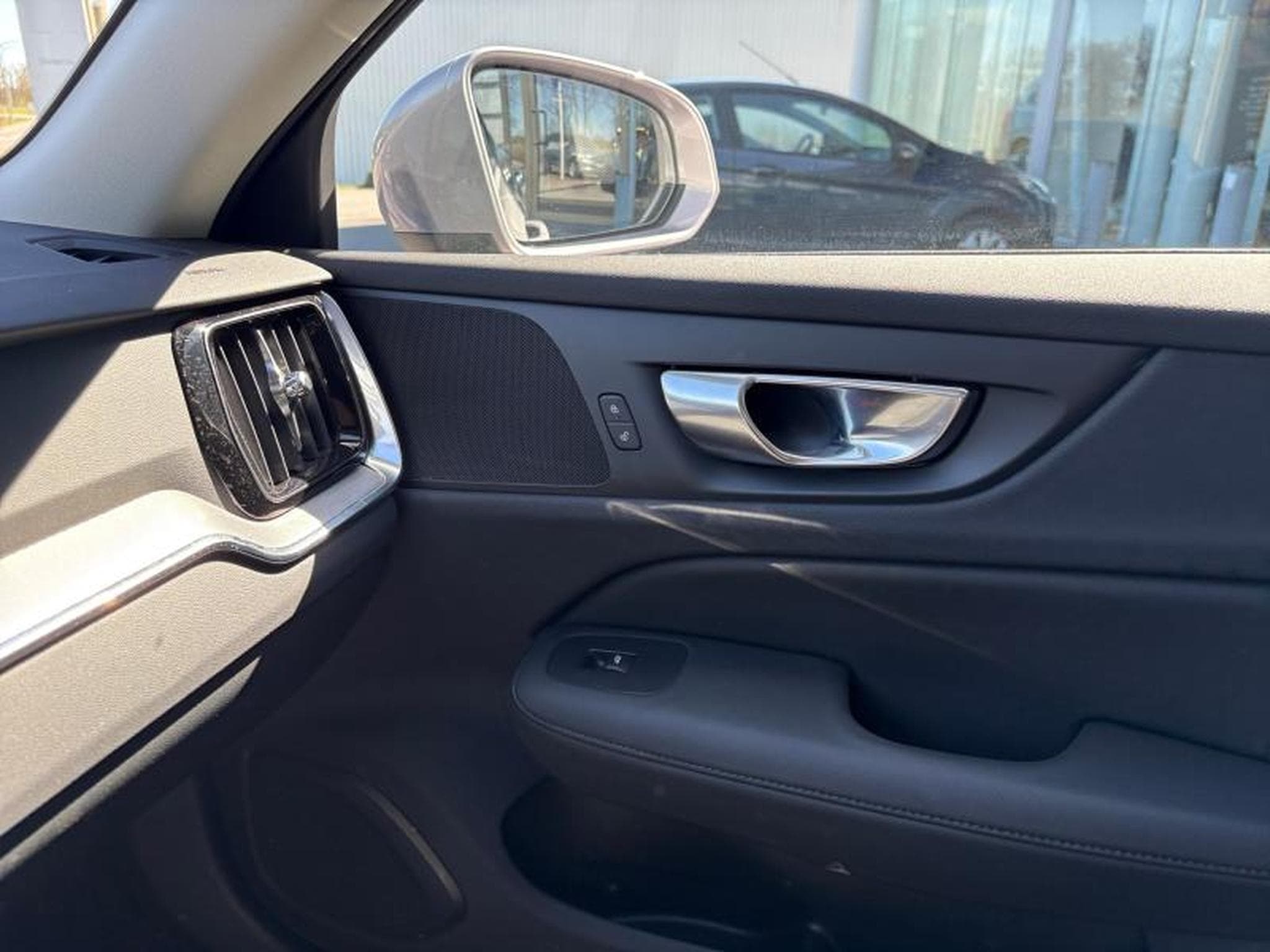 Volvo V60 B4 Core / Essence (2025) - Foto 21