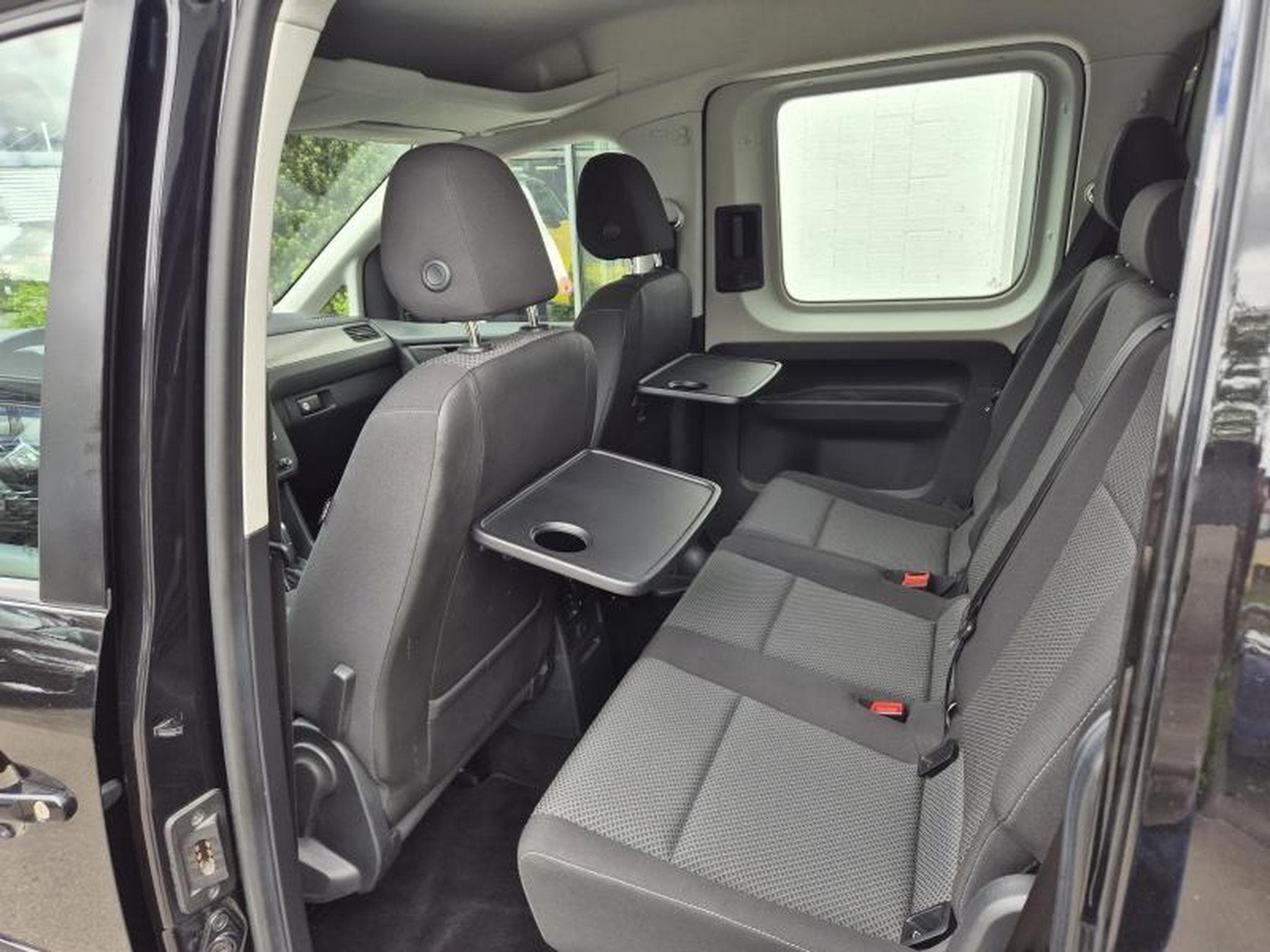 VW Caddy Beach Navi DSG (2019) - Photo 14
