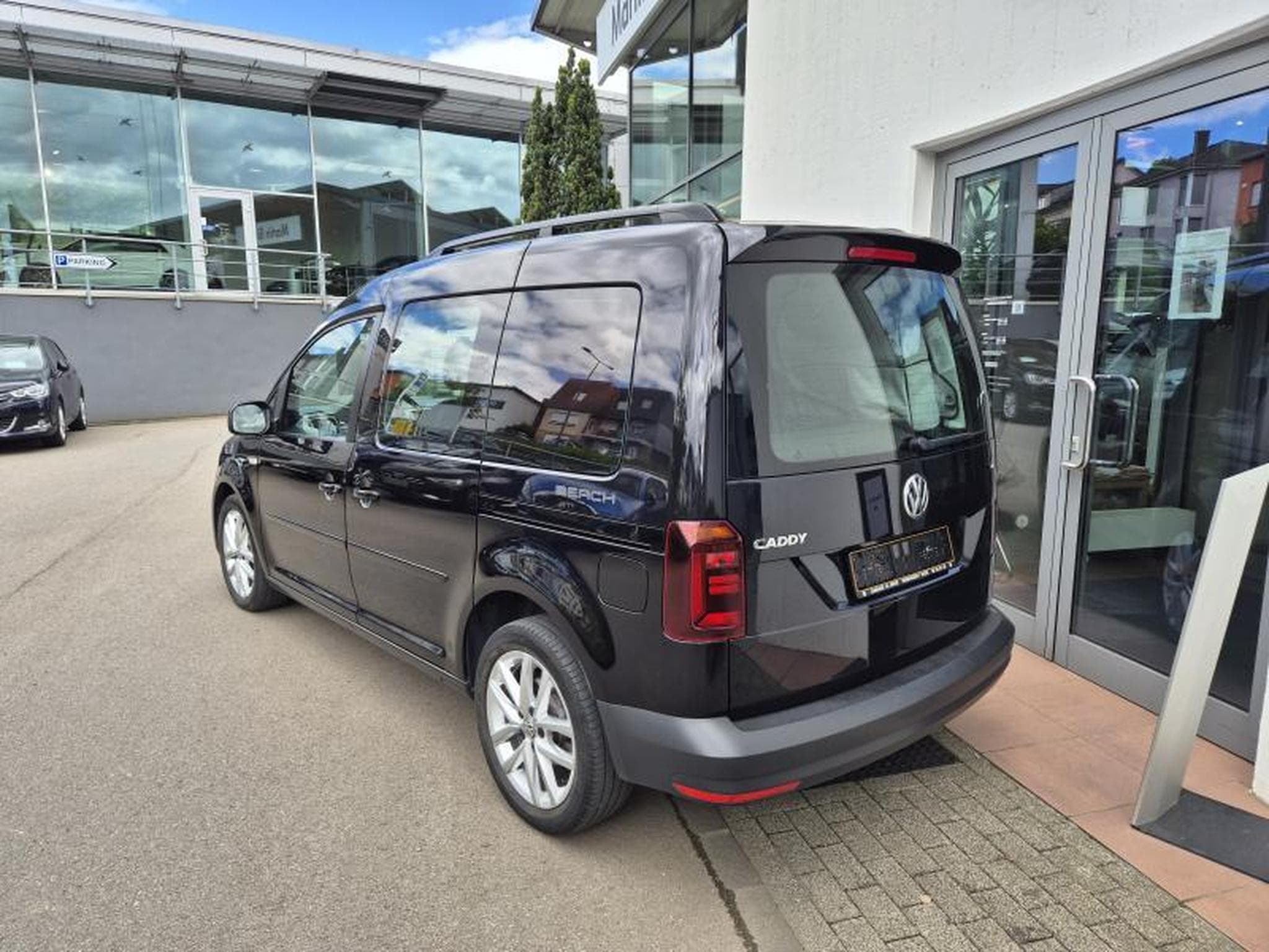 VW Caddy Beach Navi DSG (2019) - Photo 5