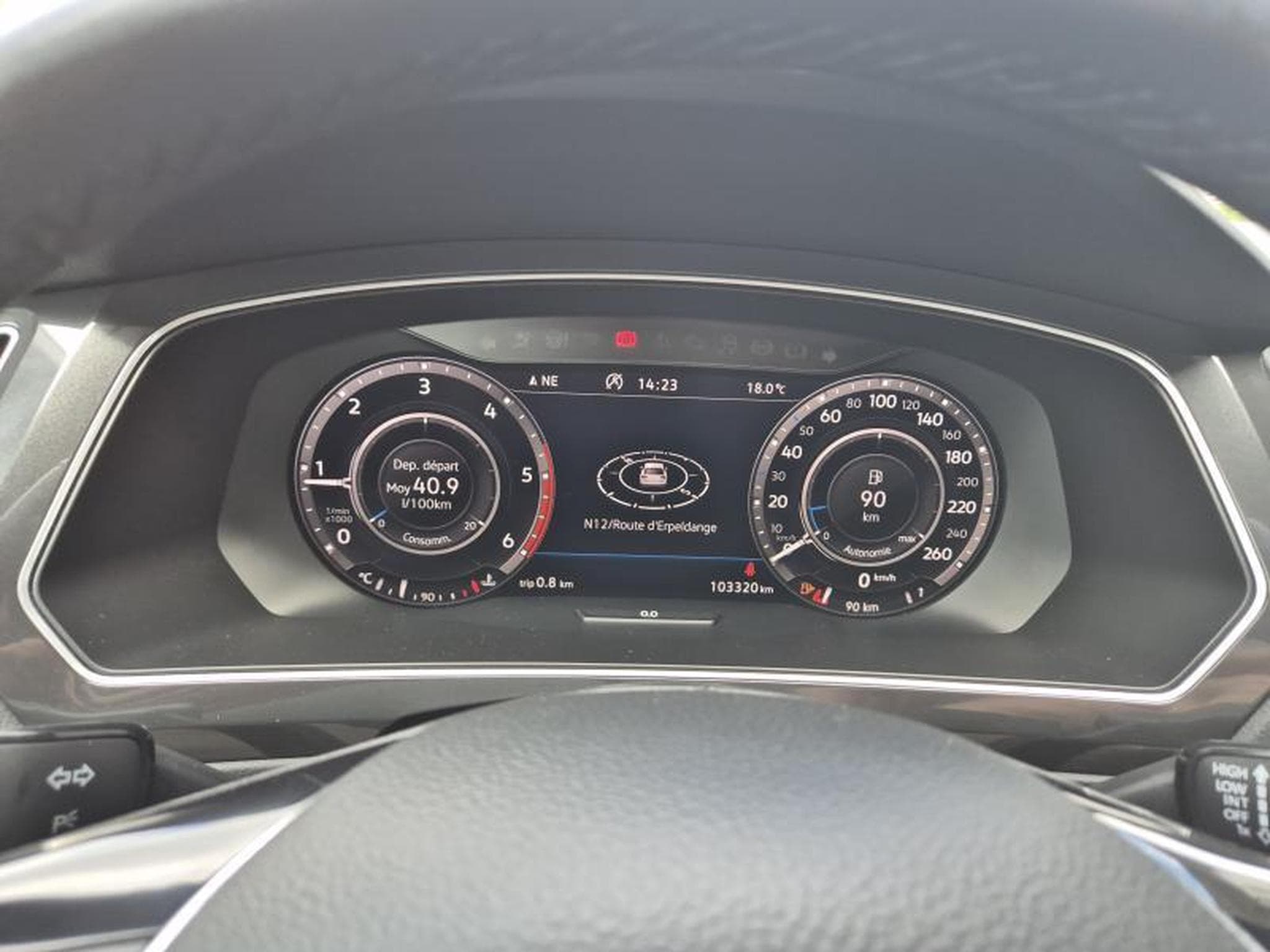 VW Tiguan Highline 2.0 TDI 6-Gang (2018) - Photo 12