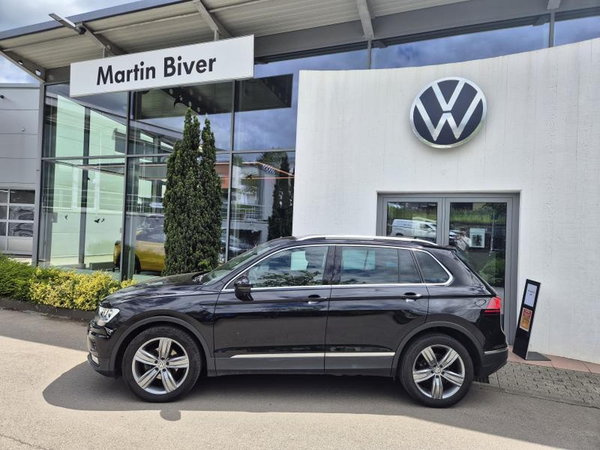 VW Tiguan Highline 2.0 TDI 6-Gang (2018) - Photo 2