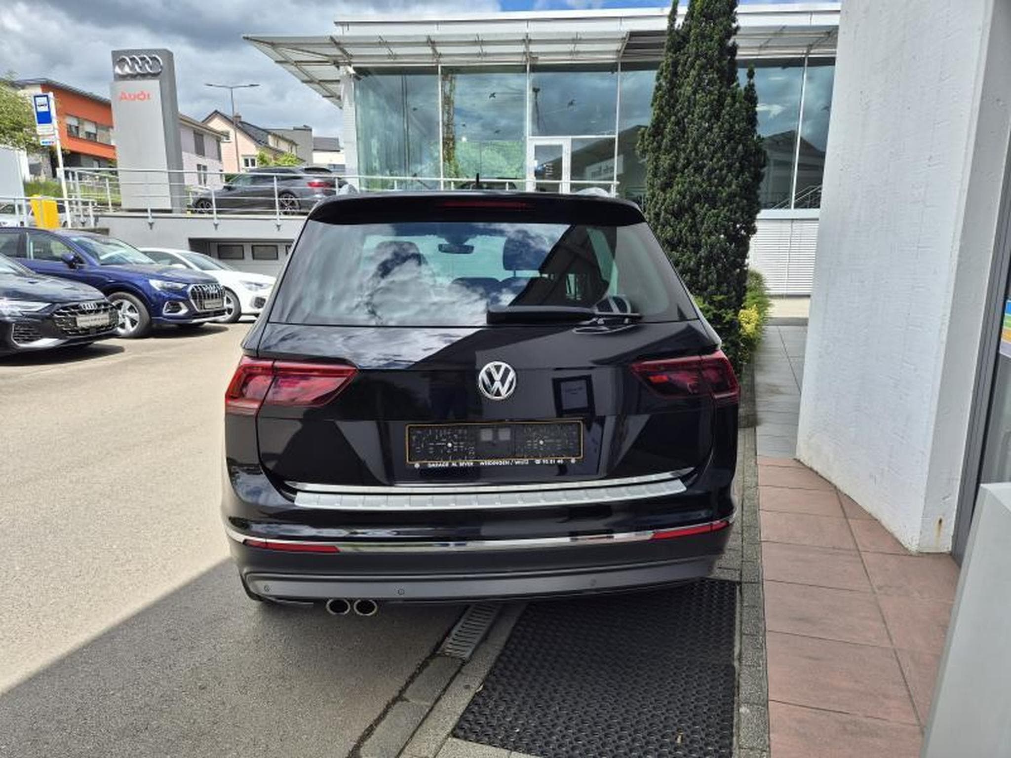 VW Tiguan Highline 2.0 TDI 6-Gang (2018) - Photo 6