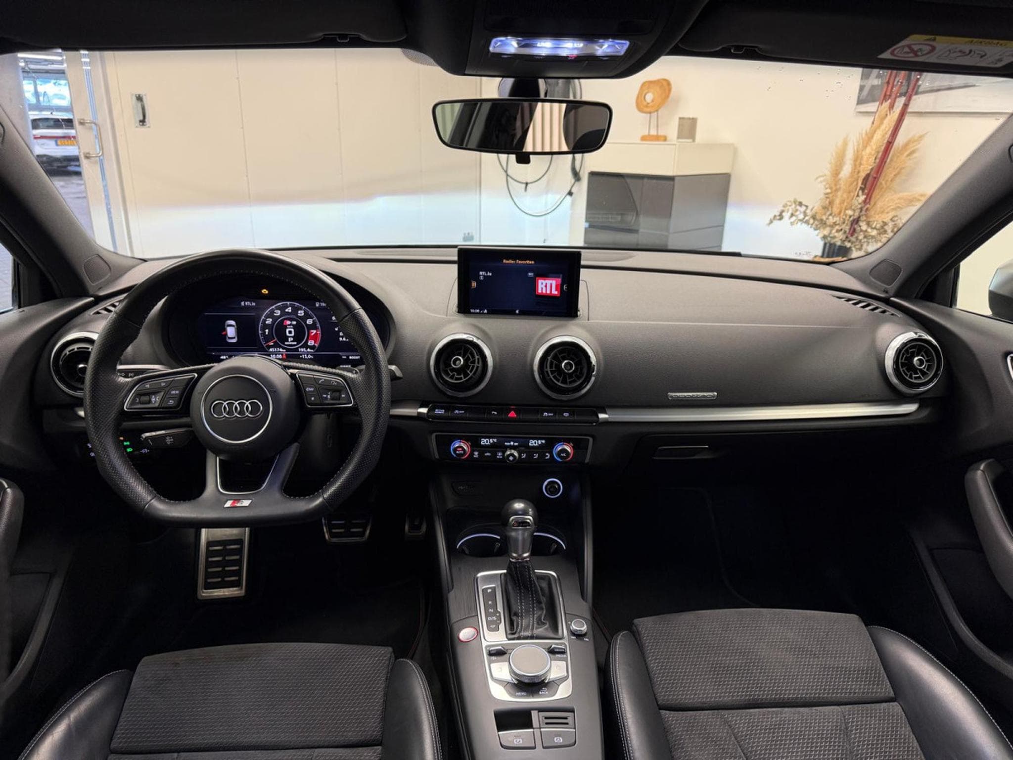 Audi S3 SB 2.0 TFSI quattro 300 CV / 221 kW S tronic (2019) - Photo 5