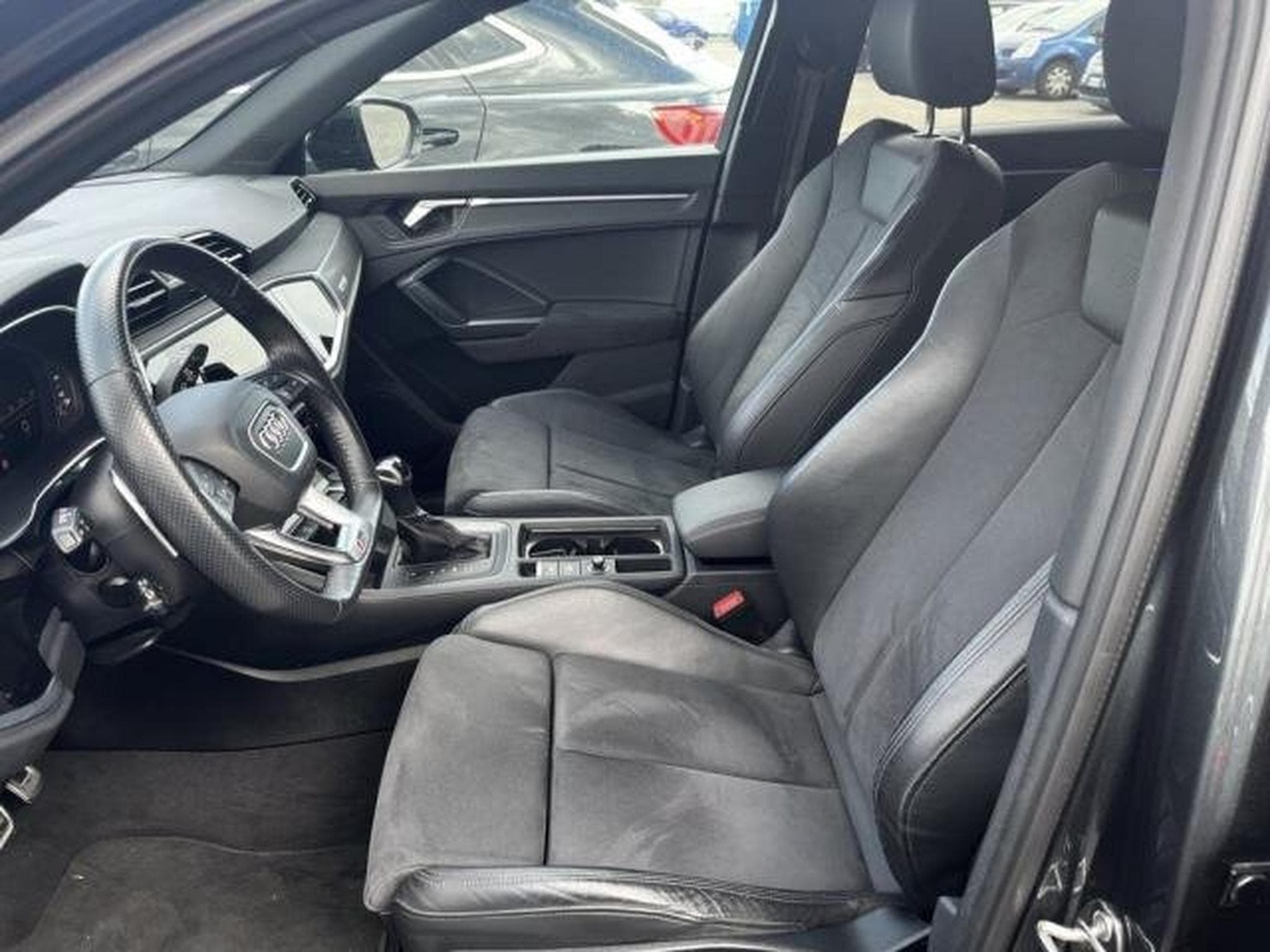Audi RSQ3 Sportback 2.5 TFSI 400 cv Quattro S tronic (2023) - Photo 2