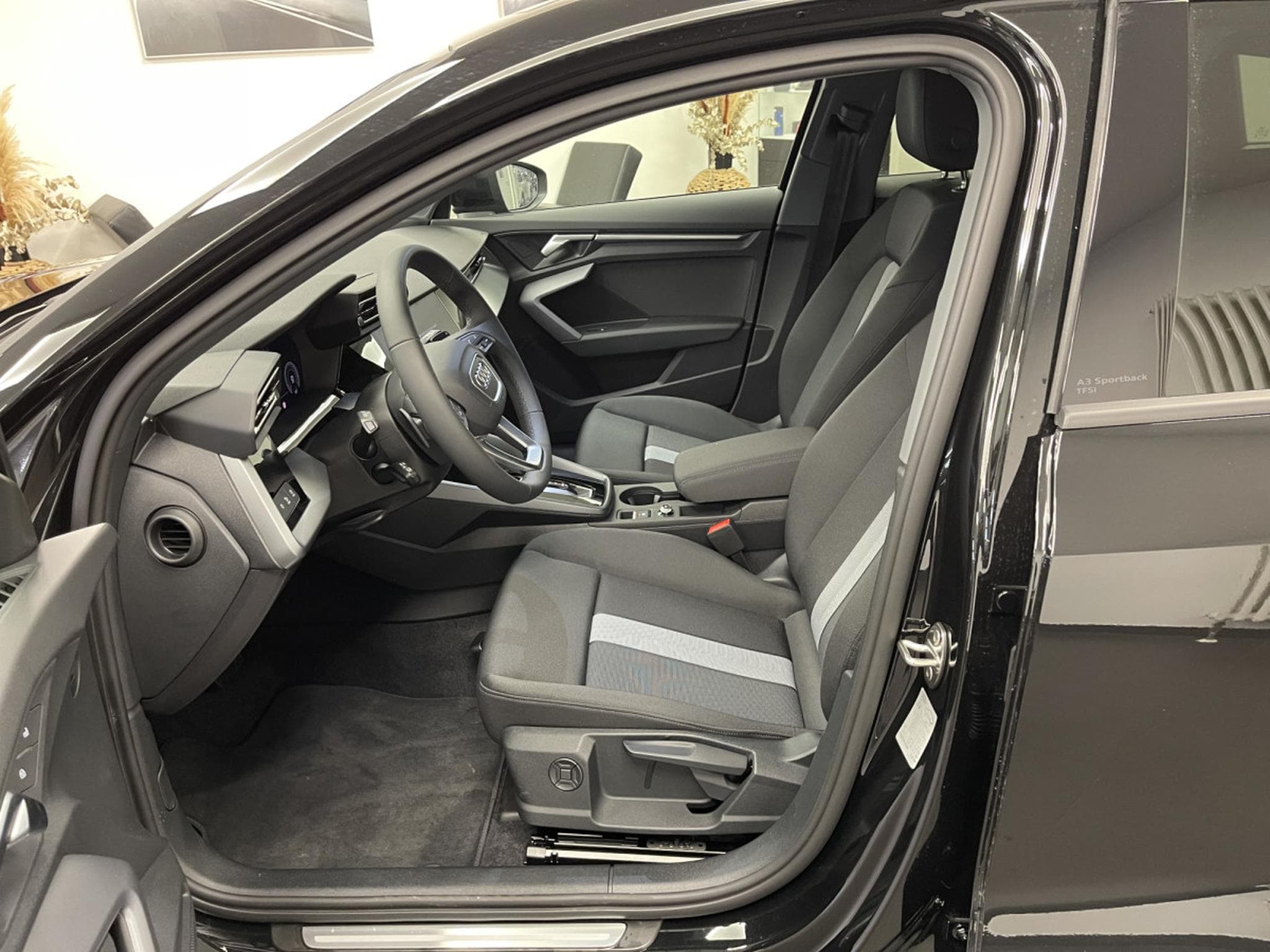 Audi A3 Sportback 30 TFSI 116 CV / 85 kW S tronic (2024) - Foto 3