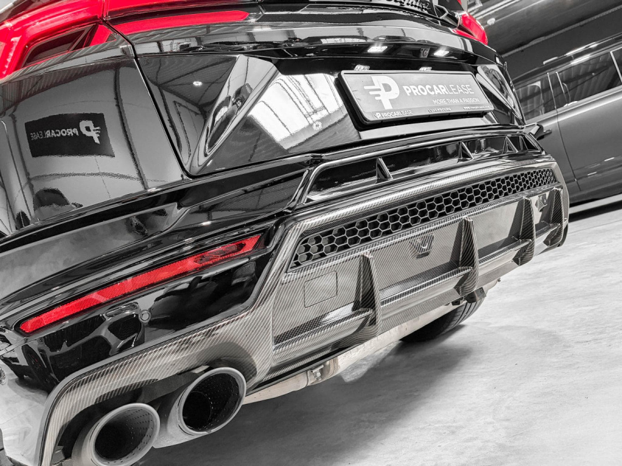 Lamborghini Urus URUS S / CARBON/ 3D/ VAT REF/VOLL (2025) - Photo 17