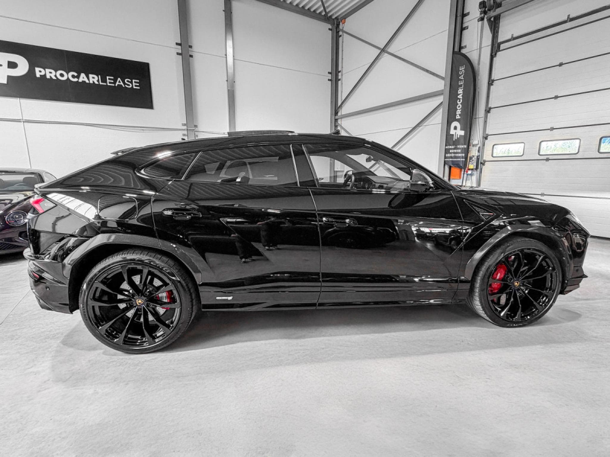 Lamborghini Urus URUS S / CARBON/ 3D/ VAT REF/VOLL (2025) - Photo 3