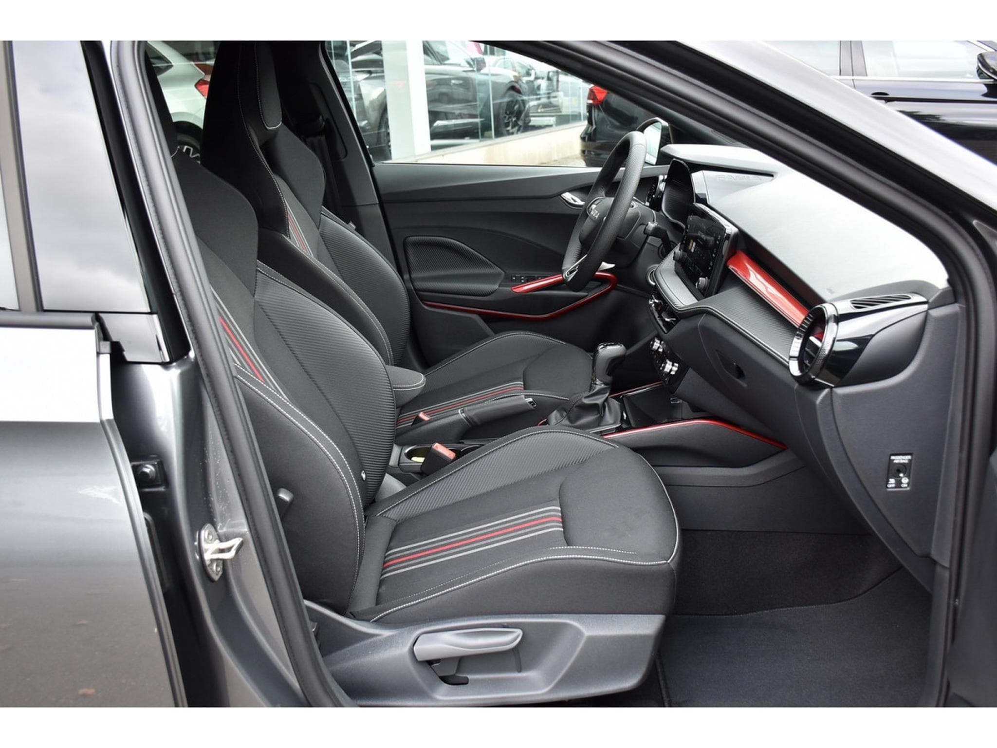 Skoda Fabia 1.0 TSI Monte Carlo DSG ACC TRAVEL CAM KESSY NEUVE (2026) - Foto 7