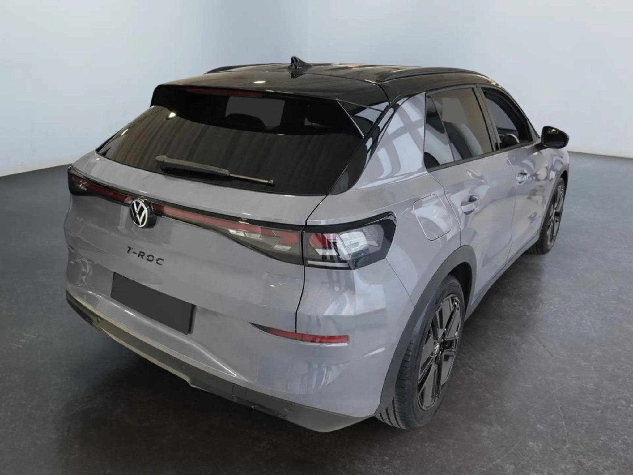 VW T-Roc R-Line 1.5 eTSI 110KW-150CV DSG7 *** New Model - 2026 *** (2026) - Photo 5
