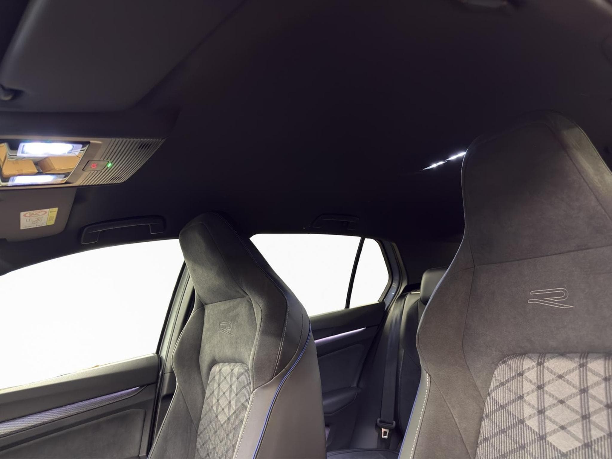 VW Golf LIFE (2026) - Photo 15