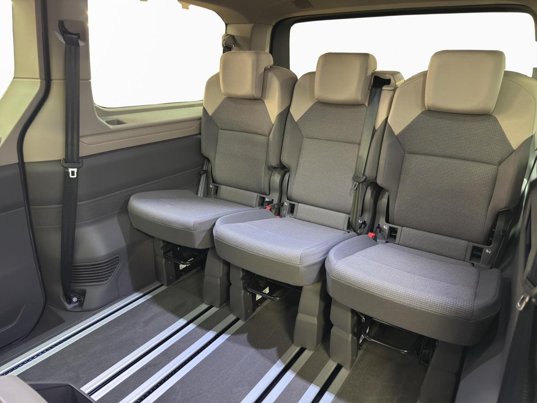 VW T7 MULTI (2026) - Photo 16