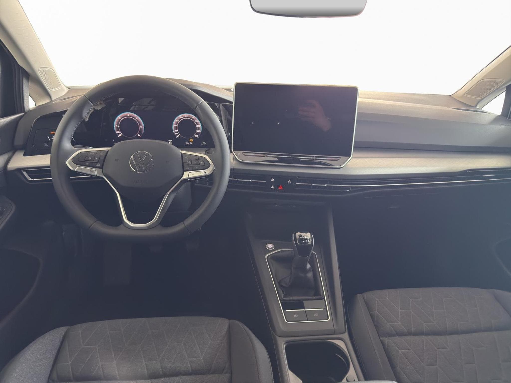 VW Golf LIFE (2026) - Photo 2