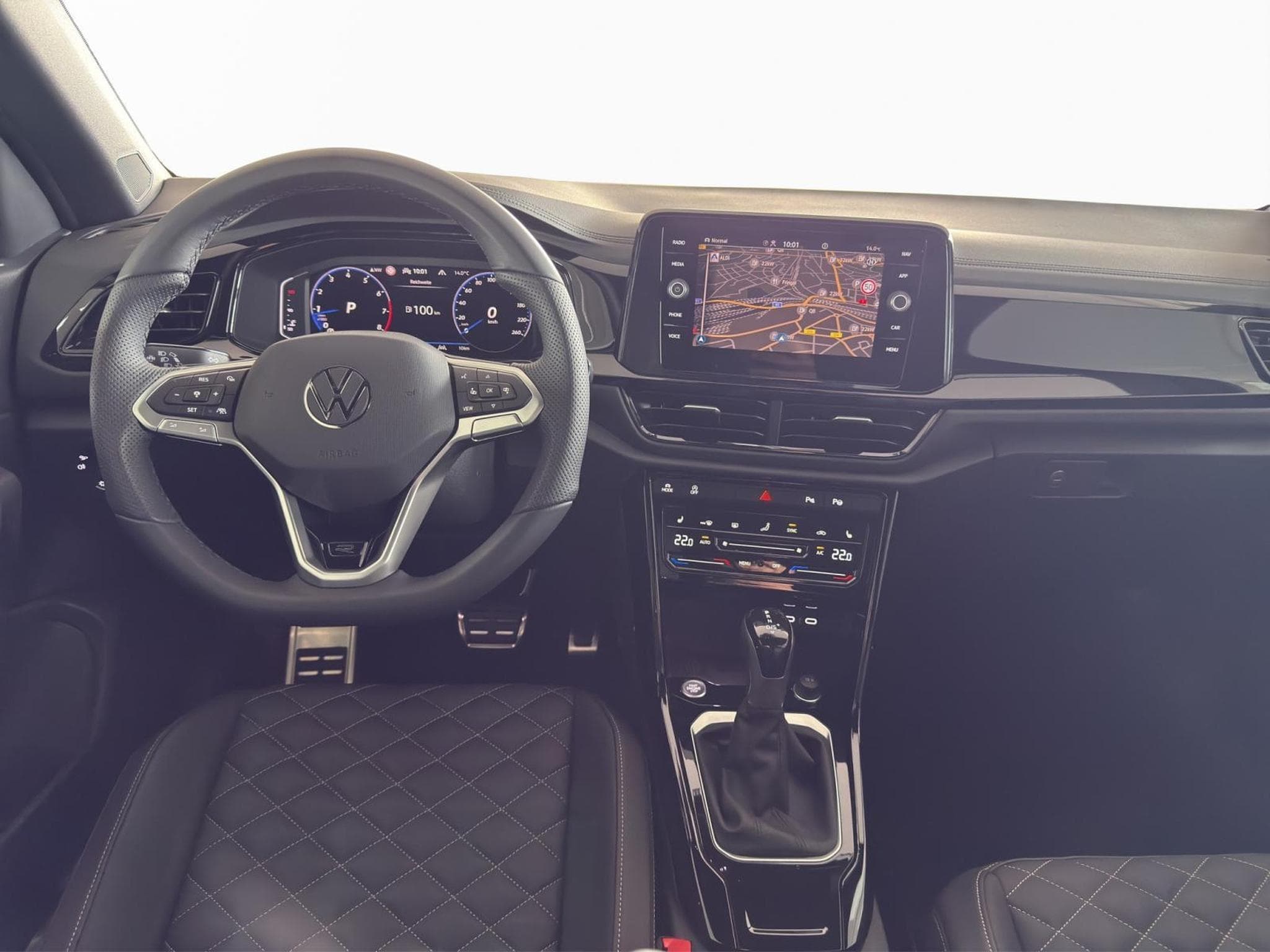 VW T-Roc R-LINE (2026) - Photo 2