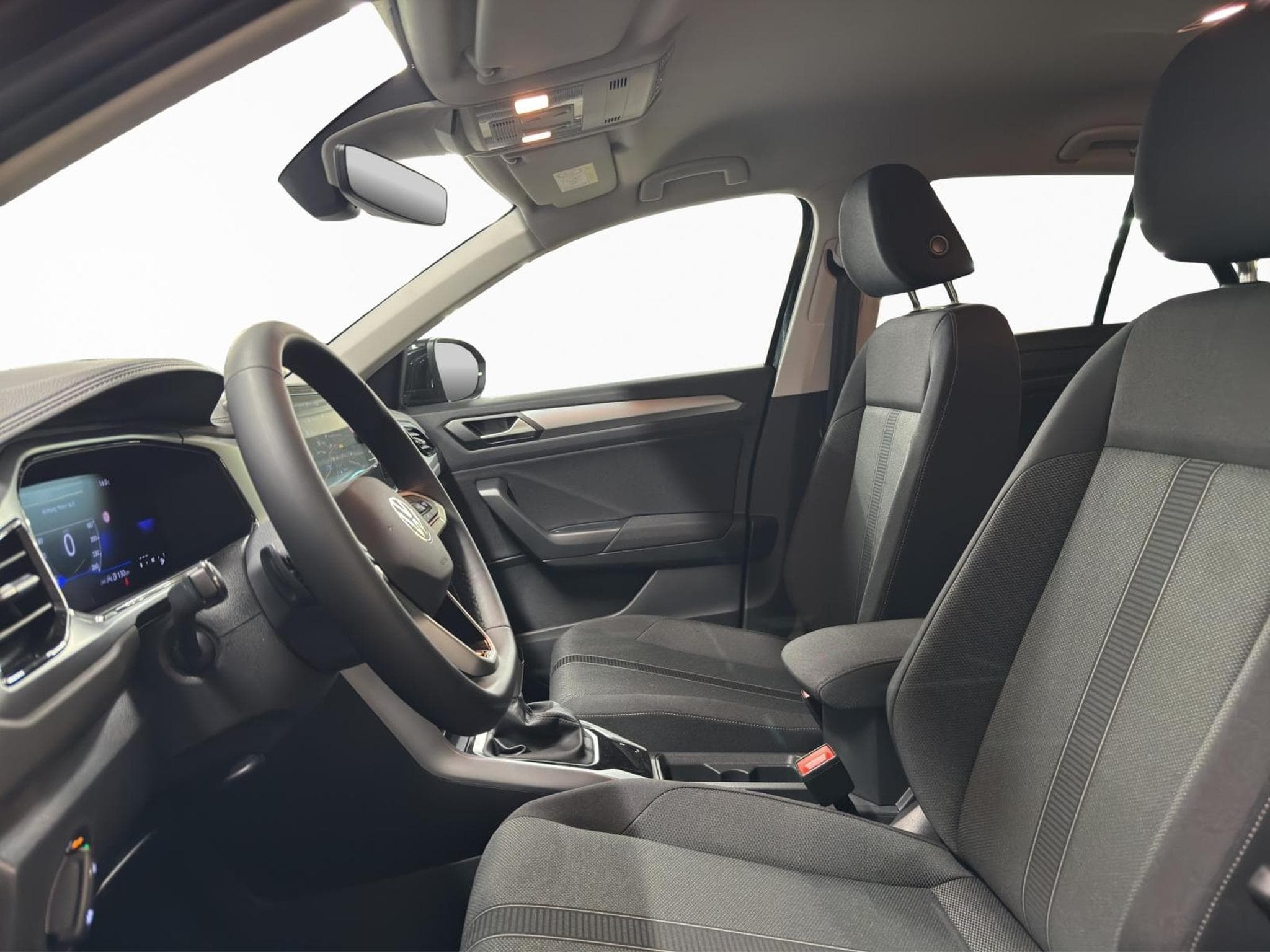 VW T-Roc LIFE (2026) - Photo 9