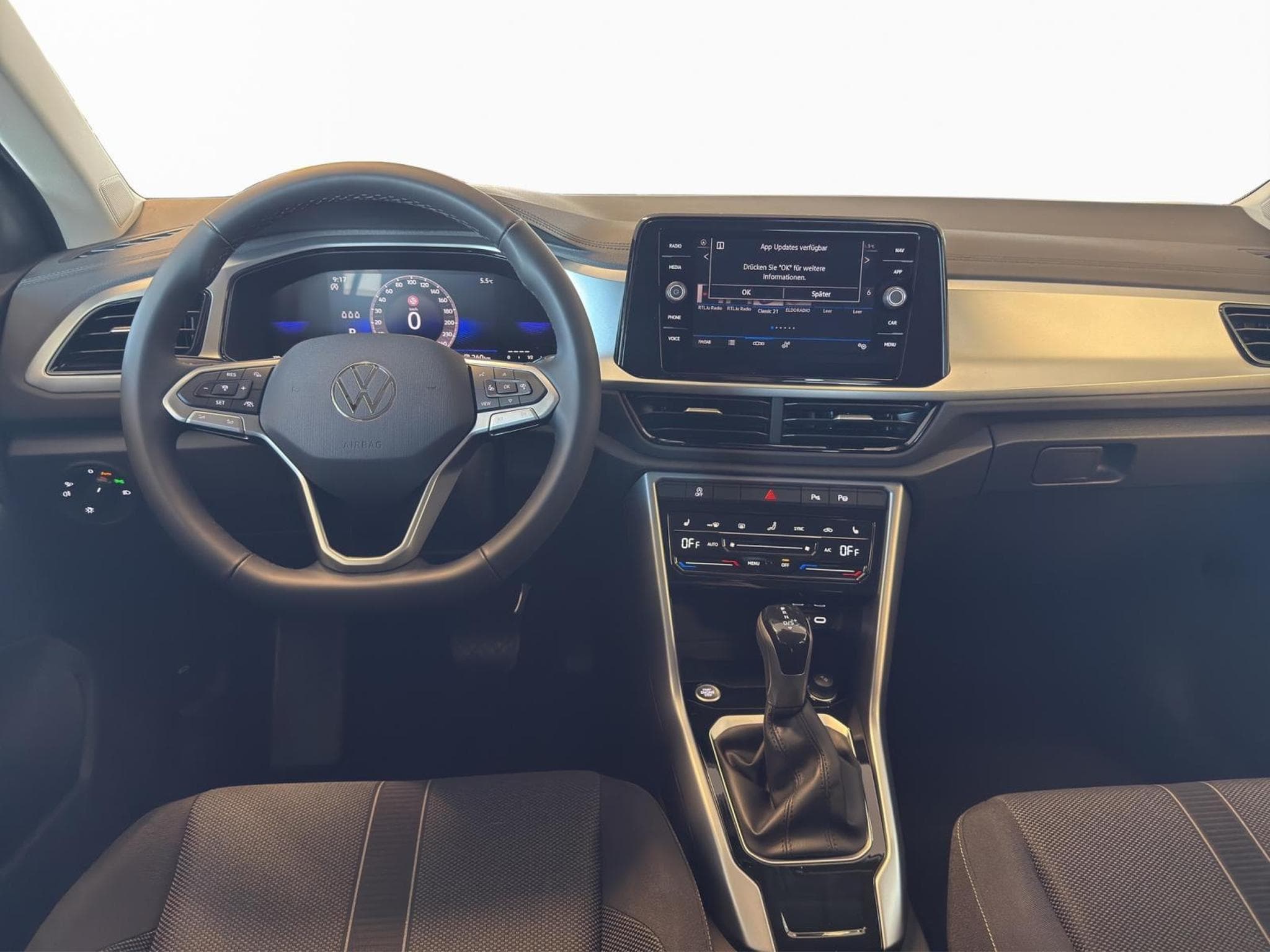 VW T-Roc LIFE (2026) - Photo 2