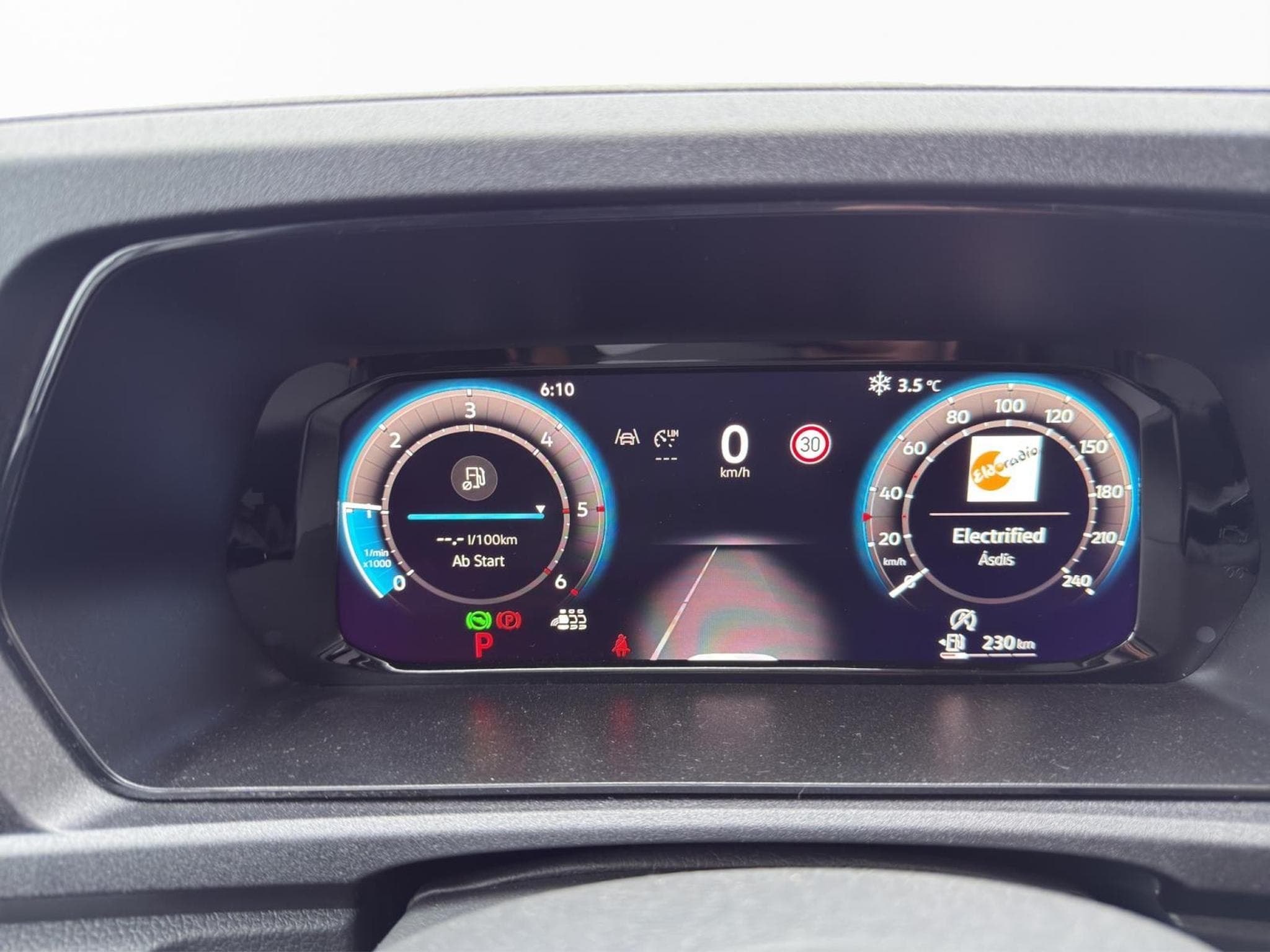 VW Caddy PAN AMERICANA (2026) - Photo 11