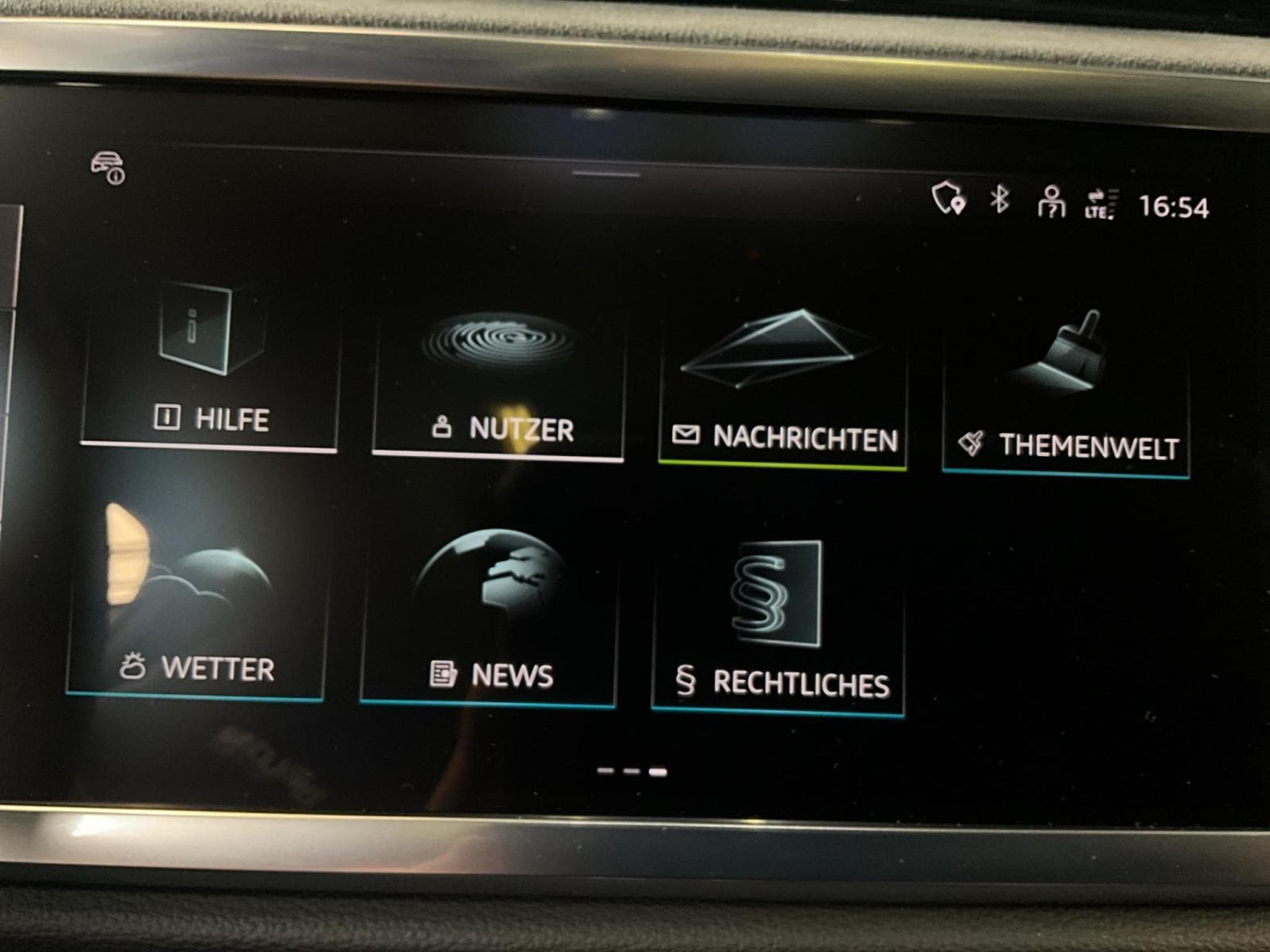 Audi Q3 SB+S-line+Quattro+S-Tronic+P.Premium+Pano+StandHeizung (2025) - Photo 20