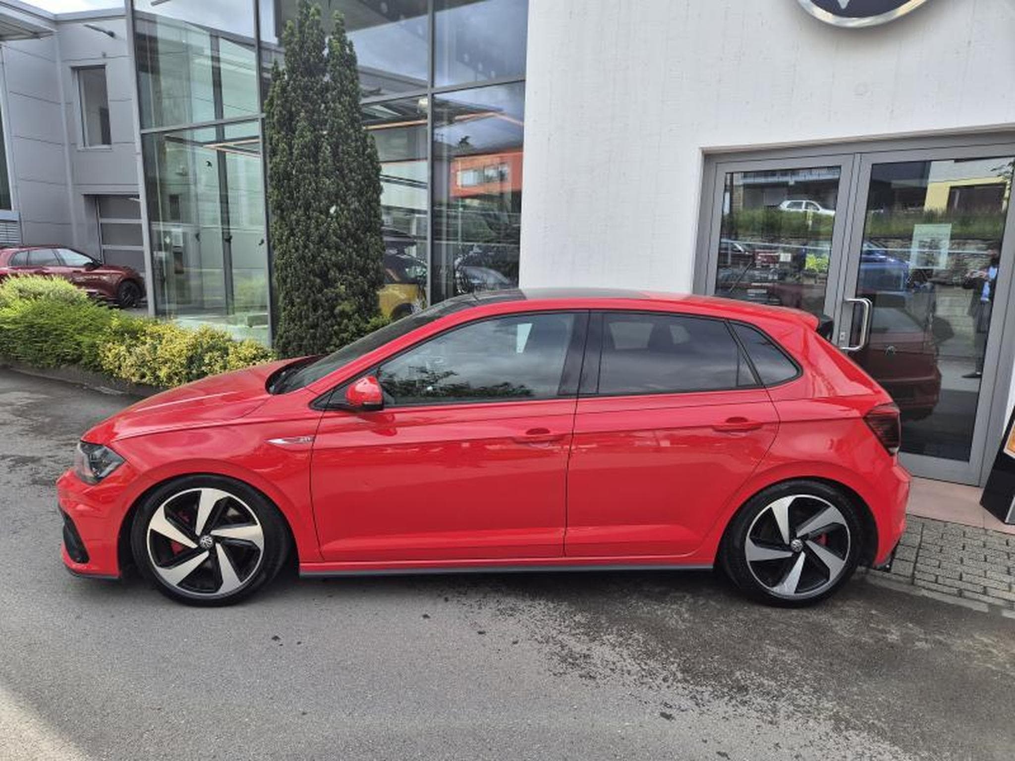 VW Polo 2.0 TSI DSG (2018) - Photo 2